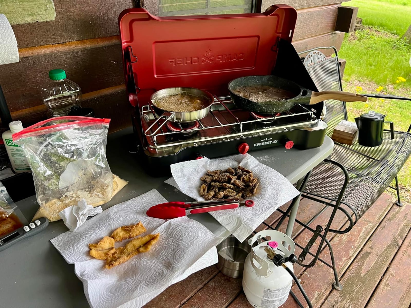 Camp Chef Everest 2X 2-Burner Portable Camping Stove, 40,000 BTUs, Propane | Two 20,000 BTU Cast-Aluminum Burners, Propane, 215 Sq In Cooking Area, Matchless Ignition, 3-Sided Windscreen customer photo 1