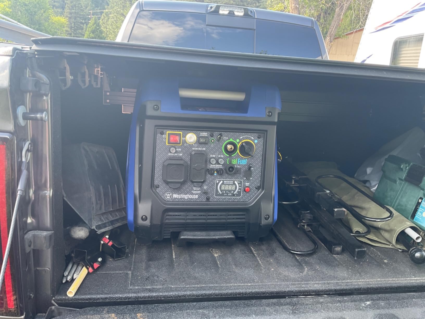 Westinghouse 5000 Peak Watt Super Quiet Dual Fuel Portable Inverter Generator, Remote Electric Start, Gas & Propane Powered, RV Ready 30A Outlet, Parallel Capable, Blue/Black customer photo 2