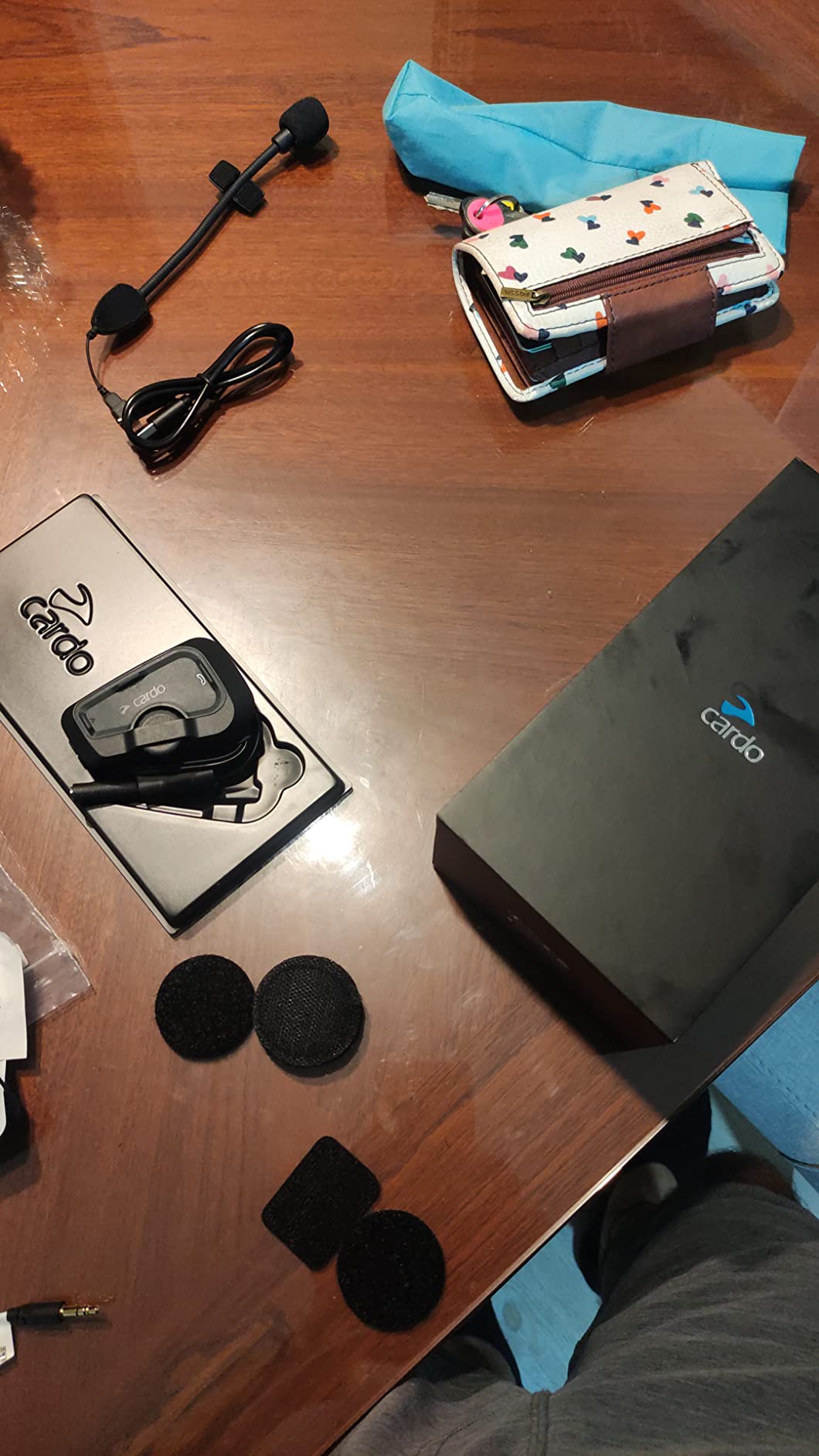 Cardo Systems FREECOM 4X Motorcycle 4-Way Helmet Bluetooth Communication System Headset Intercom, Universal Bluetooth Connectivity, Waterproof, 40mm Speakers - Dual Pack customer photo 2