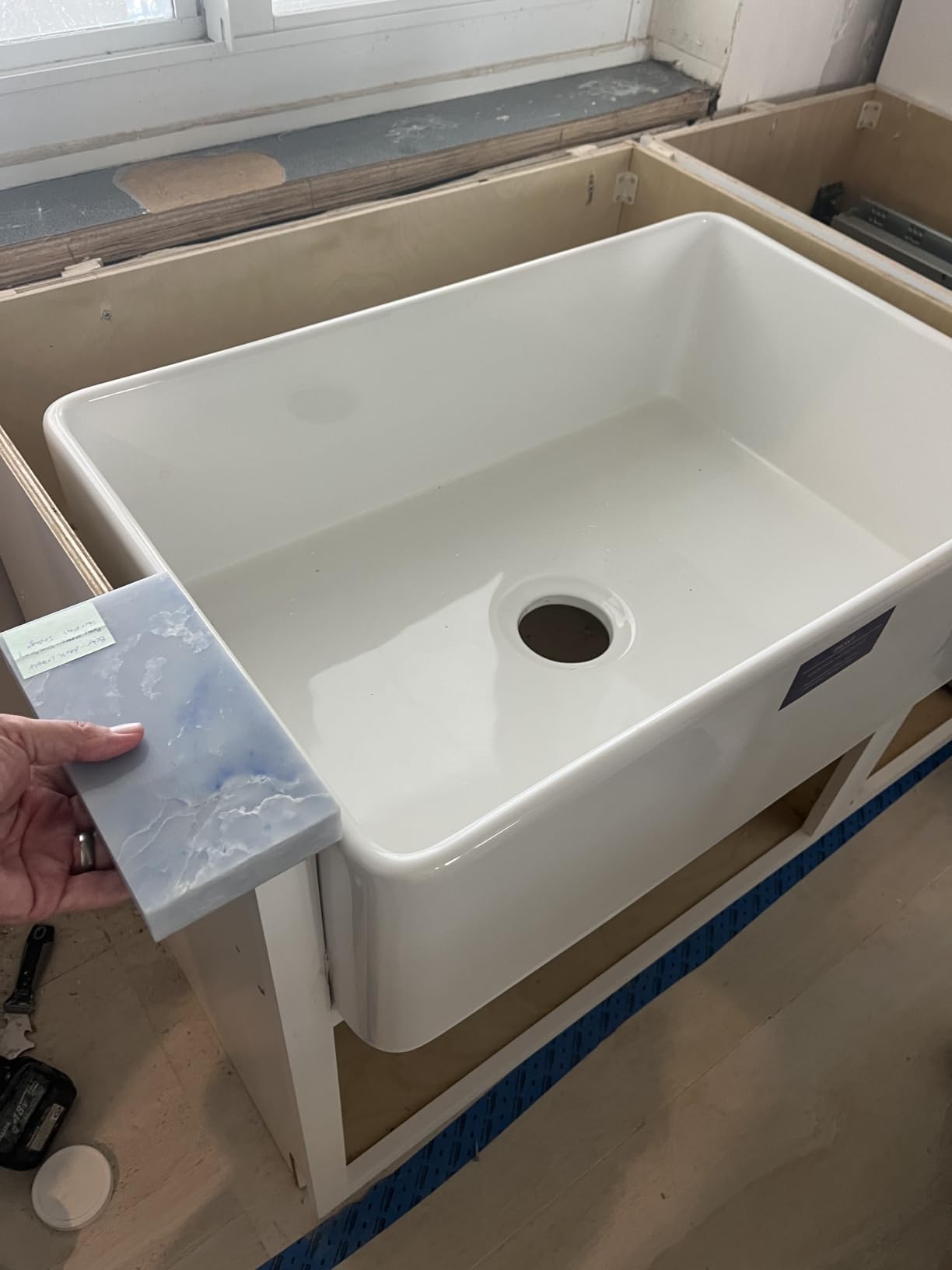 TUKTUK White Farmhouse Sink 33 inch Fireclay Apron Front Farm House Kitchen Sink Single Bowl Deep Drop In Undermount Reversible Heavy Duty Easy to Clean Porcelain Kitchen Basin Modern Luxury Accessory customer photo 2