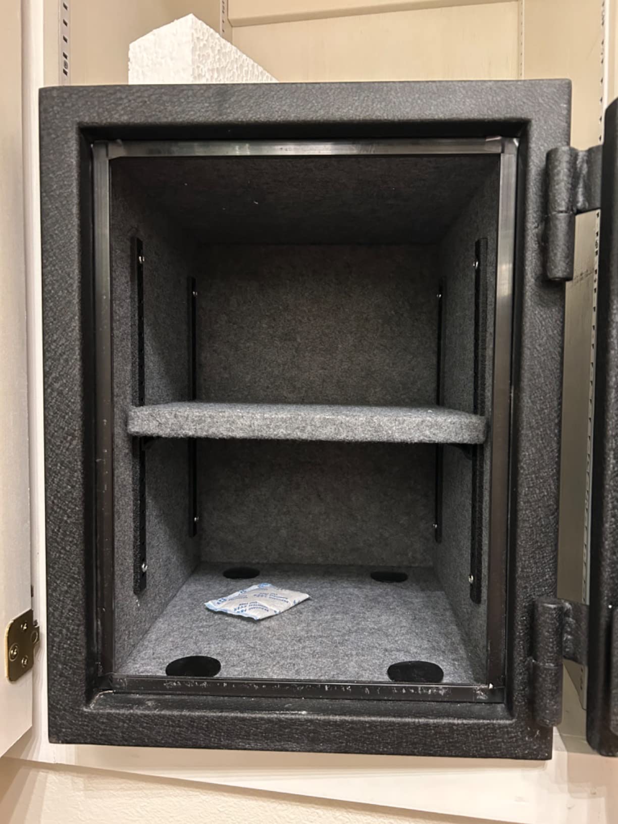 TIGERKING 3.47 Cu Ft Fireproof Safe for Home Office, 30-Min Fire Protection At 1700°F, Digital Keypad Lock, Removable Shelves customer photo 2