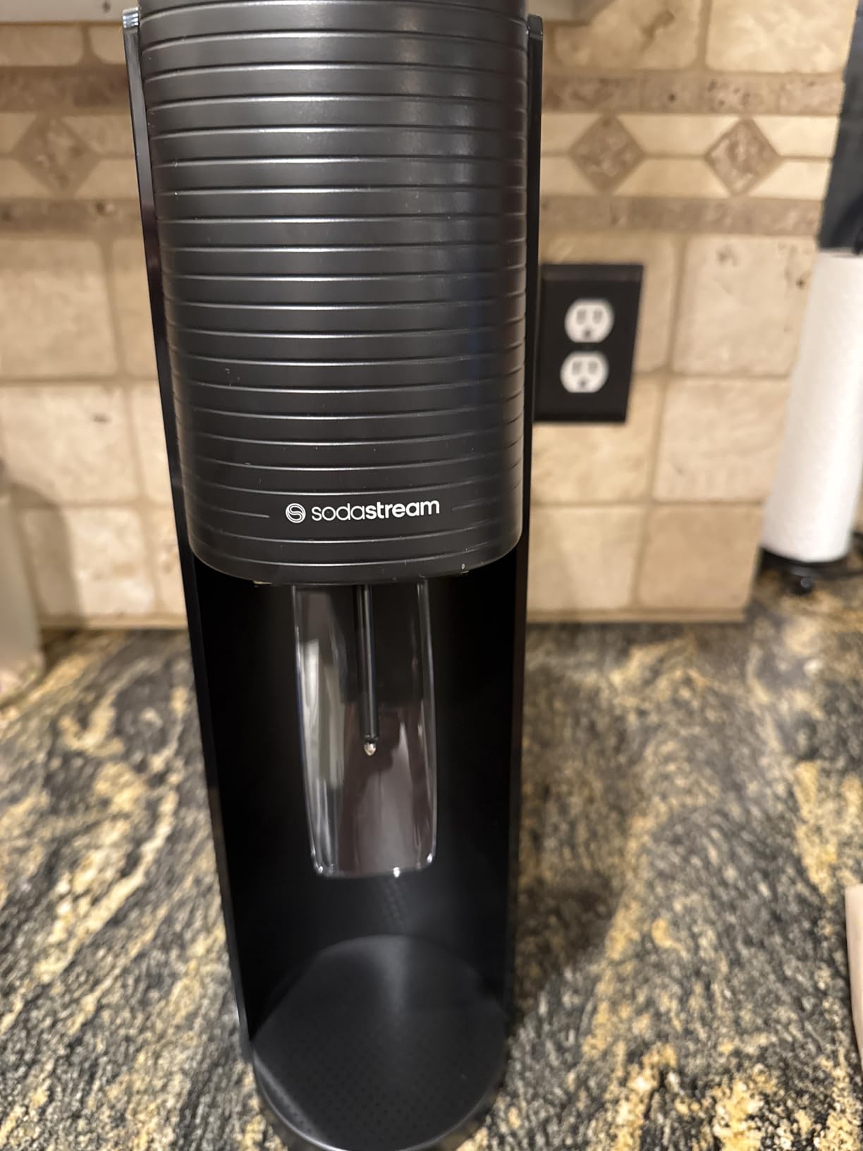SodaStream TERRA Sparkling Water Maker, Starter Kit, CQC CO2 System, Includes 1 Quick Connect 60L CO2 Cylinder, 1 Dishwasher Safe BPA Free Bottle, 1 bubly Lime Drop, Make your own Pepsi, Black customer photo 1