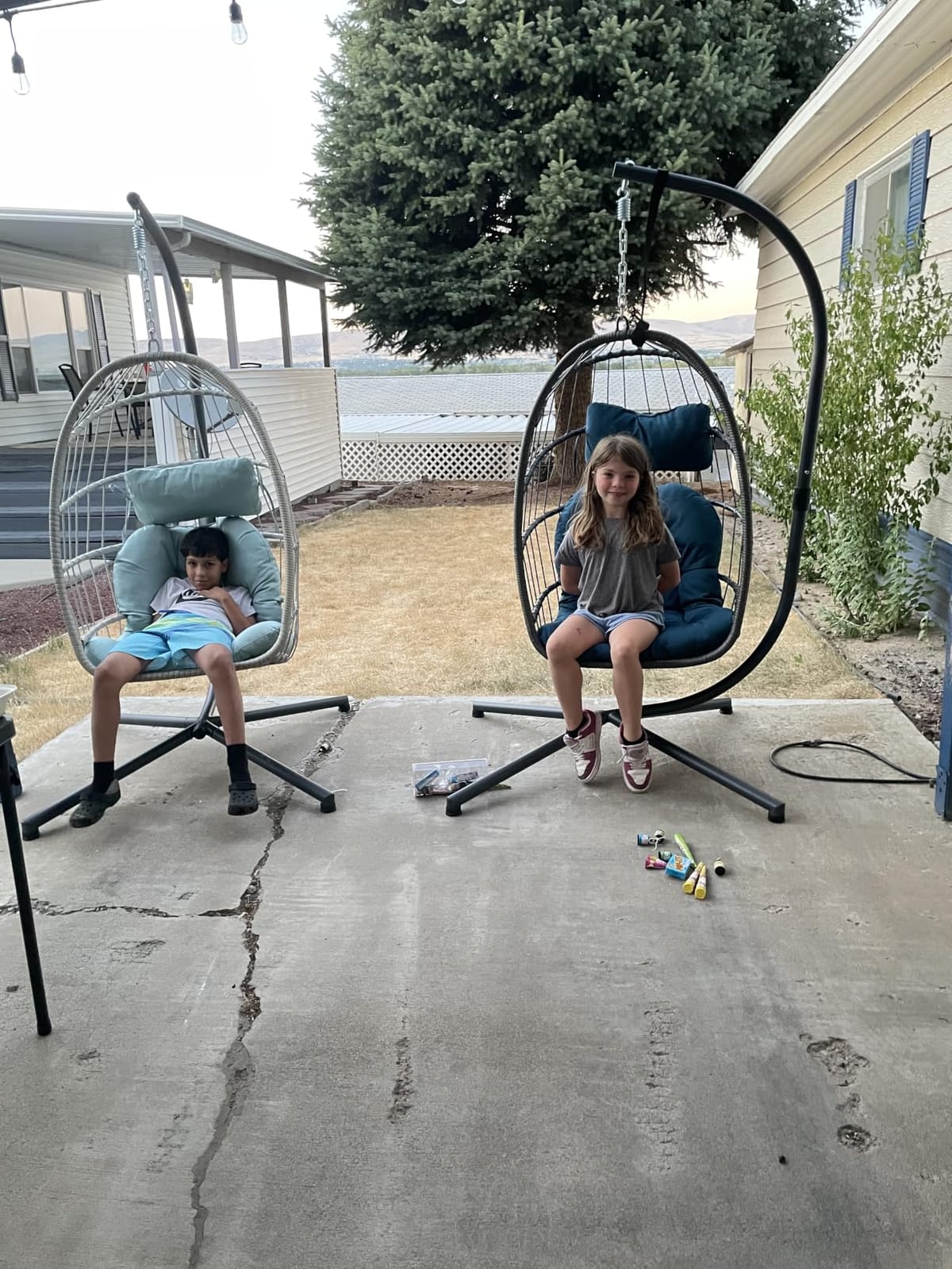 Yechen Indoor Outdoor Egg Hanging Chair with Stand, Charcoal Grey | Egg Chairs with UV Resistant Cushion for Indoor Bedroom Outdoor Garden Backyard customer photo 2