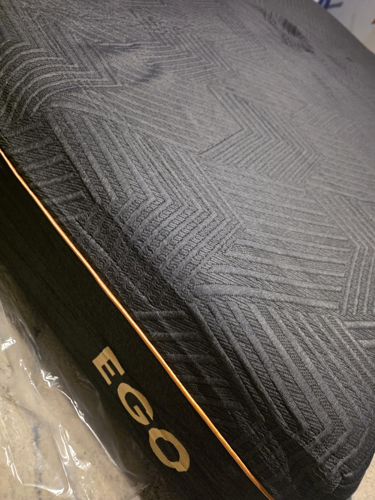 EGOHOME King 14 inch Memory Foam Mattress for Back Pain Relief Medium Firm | Fiberglass Free, Copper Gel Infused, Graphene-Cool-Tech Cover, ICA Endorsed, CertiPUR-US, Motion Isolation, Mattress in a Box customer photo 2