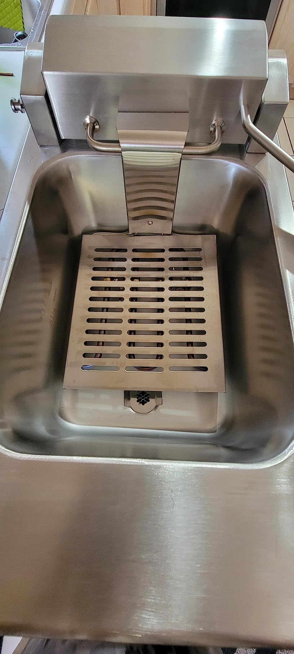 CROSSON 6L Electric Countertop Deep Fryer Extra Large with Drain, Timer, Basket and Lid for Restaurant Use 120V, 1800W Commercial Deep Fryers customer photo 2