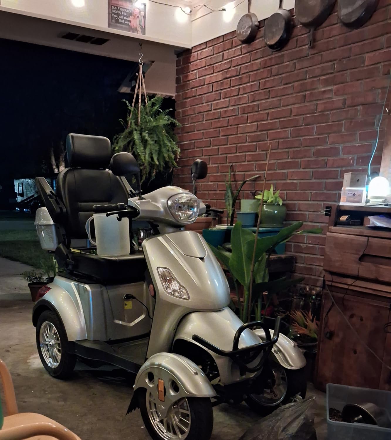 Mobility Scooters for Seniors & Adults 500lbs Capacity - 800W All Terrain Electric Powered Mobility Cart - Heavy Duty Mobility Scooter for Elderly w/Charger Remote Keys (Red) customer photo 2