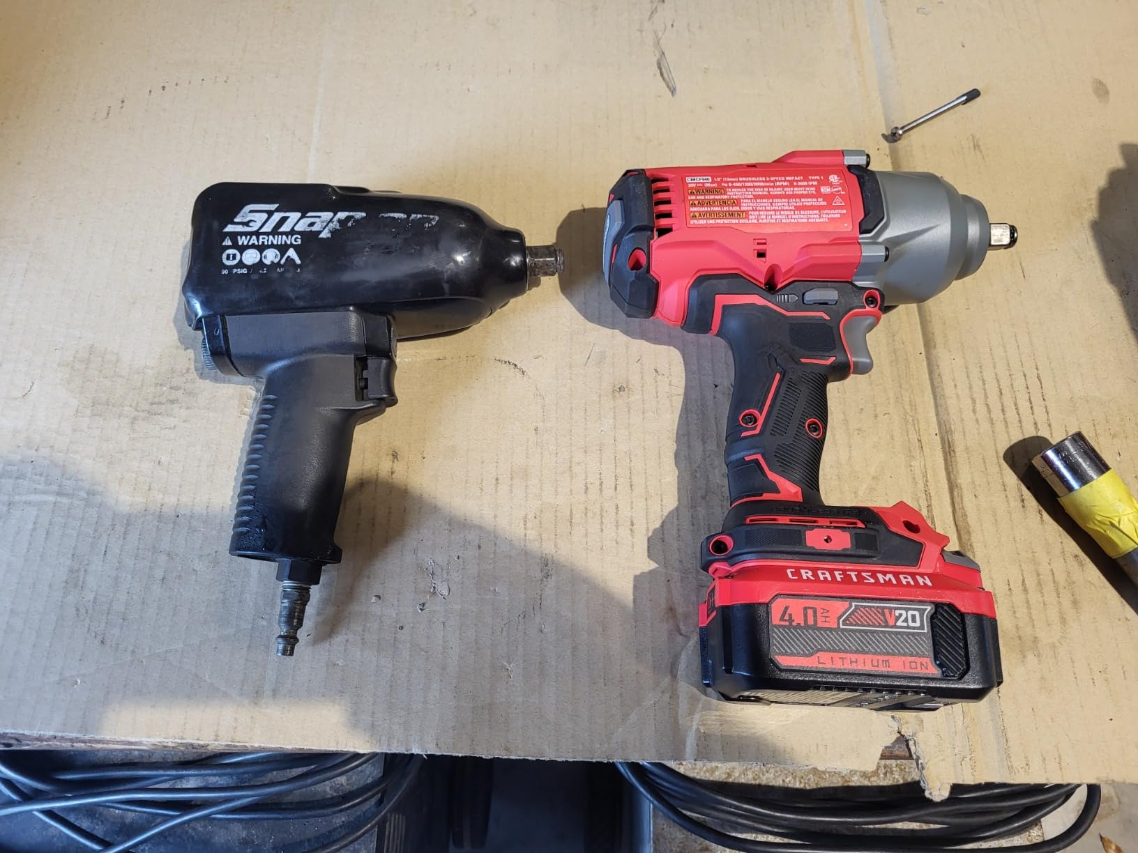 CRAFTSMAN V20 RP Impact Wrench, Cordless, Brushless, High Torque, 1/2 Inch, 4Ah Battery and Charger Included (CMCF940M1) customer photo 2