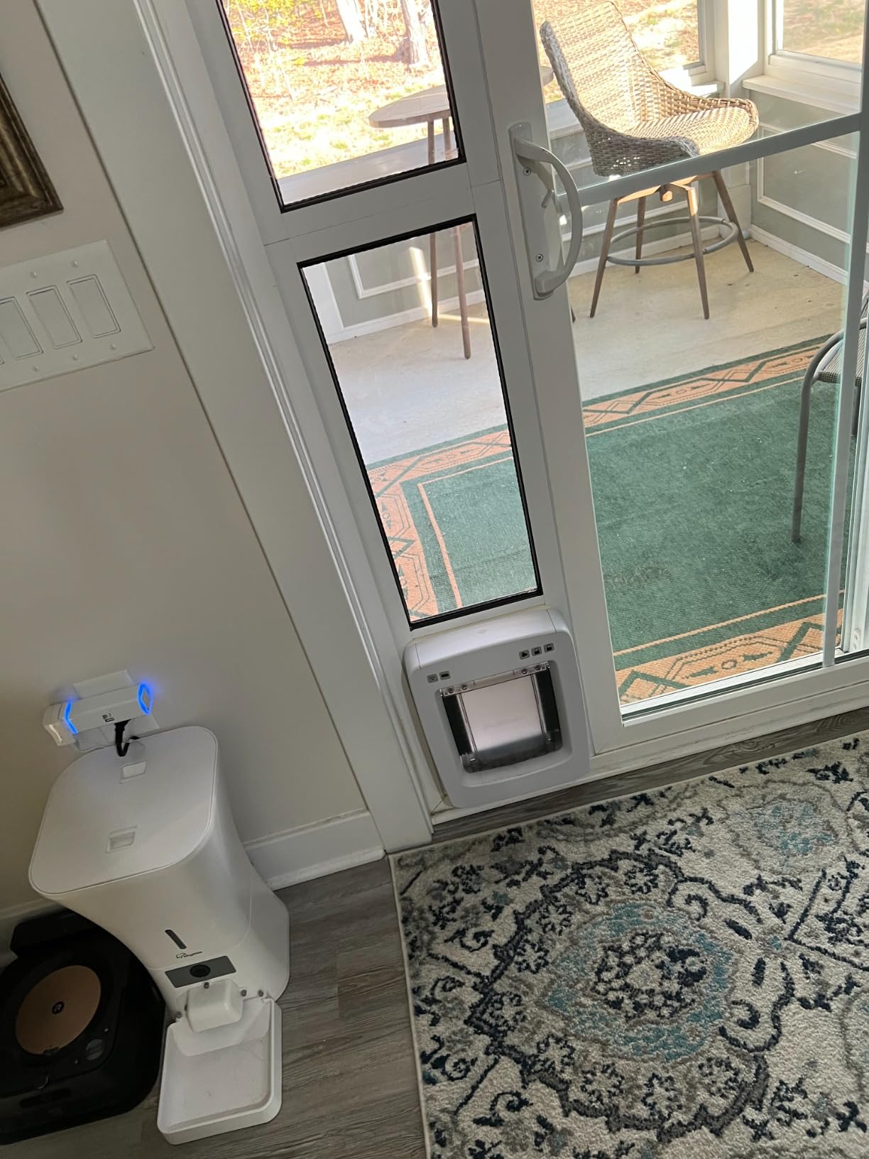PetSafe SmartDoor Connected Pet Door, App Controlled, Medium - Selective Entry/Exit, Custom Schedules, Remote Lock & Phone Notifications customer photo 2
