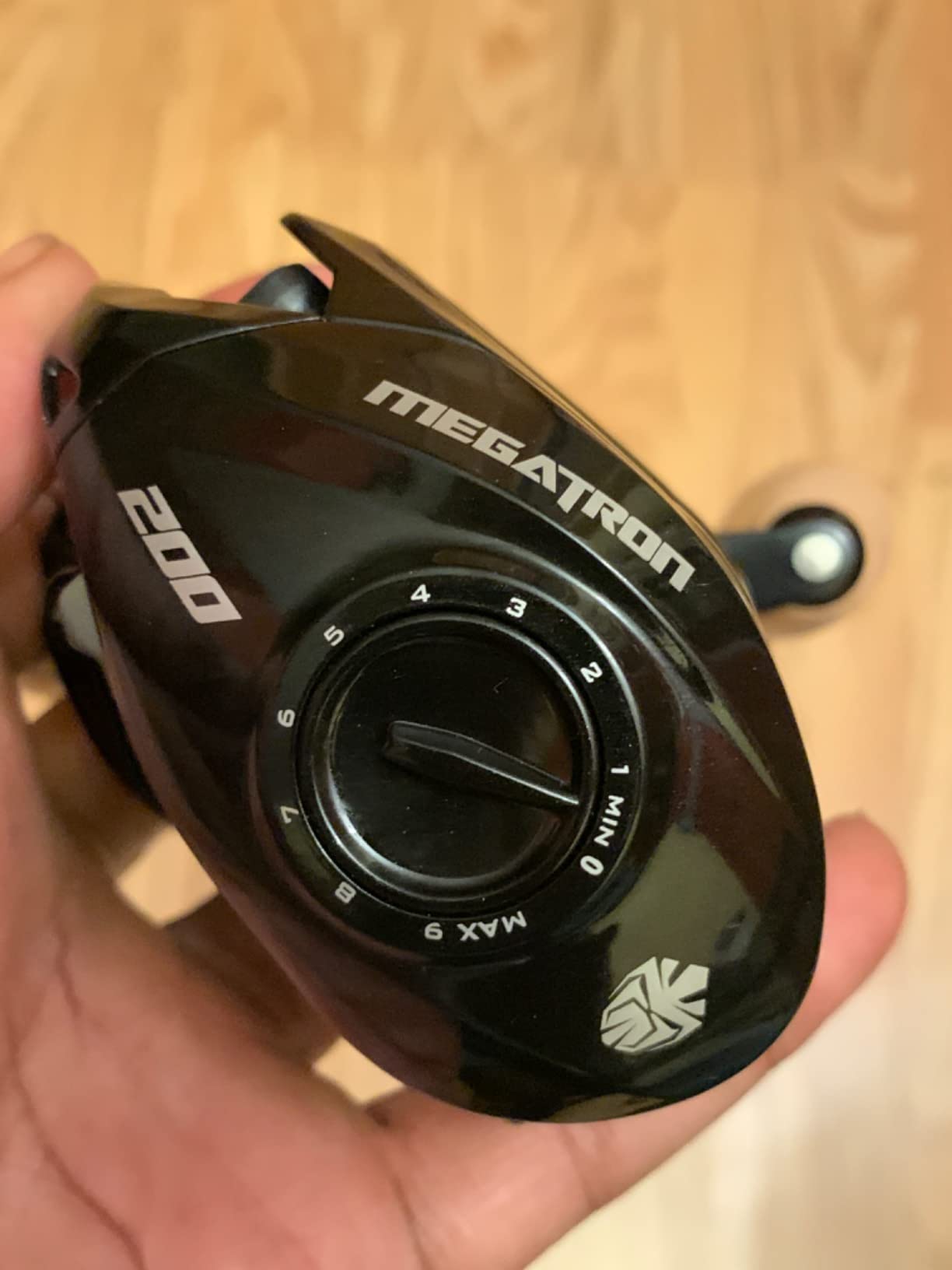 KastKing Megatron 100&200 Baitcasting Reels, Low Profile, High Capacity | Max Drag: 28.6 lb, 7+1 BB, 6.9 oz, Graphite Frame, CNC Aluminum Spool, 8-Button Magnetic Brakes, 3A Cork Handles customer photo 2