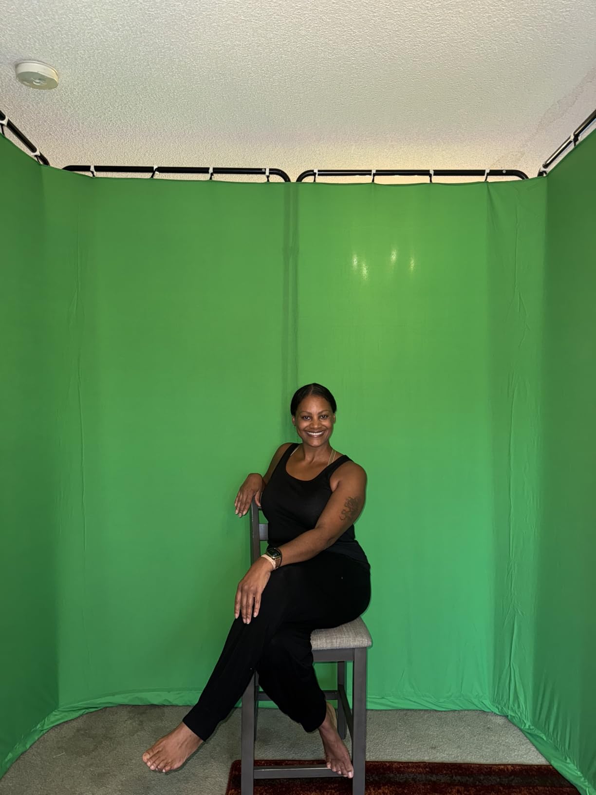 7.87ft x 13.12ft Large Chromakey Green Screen Backdrop with Stand | Portable Photography Background Support System for Photo Studio Video Shooting, Live Streaming, Parties, Keying, Stage customer photo 1