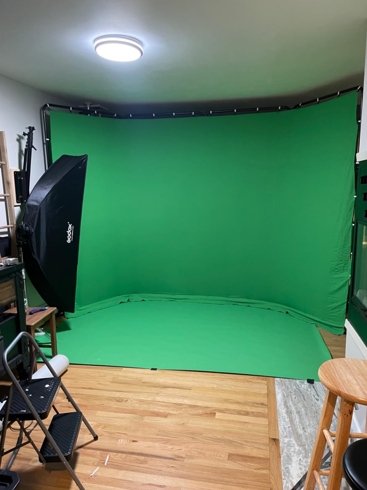 7.87ft x 13.12ft Large Chromakey Green Screen Backdrop with Stand | Portable Photography Background Support System for Photo Studio Video Shooting, Live Streaming, Parties, Keying, Stage customer photo 2