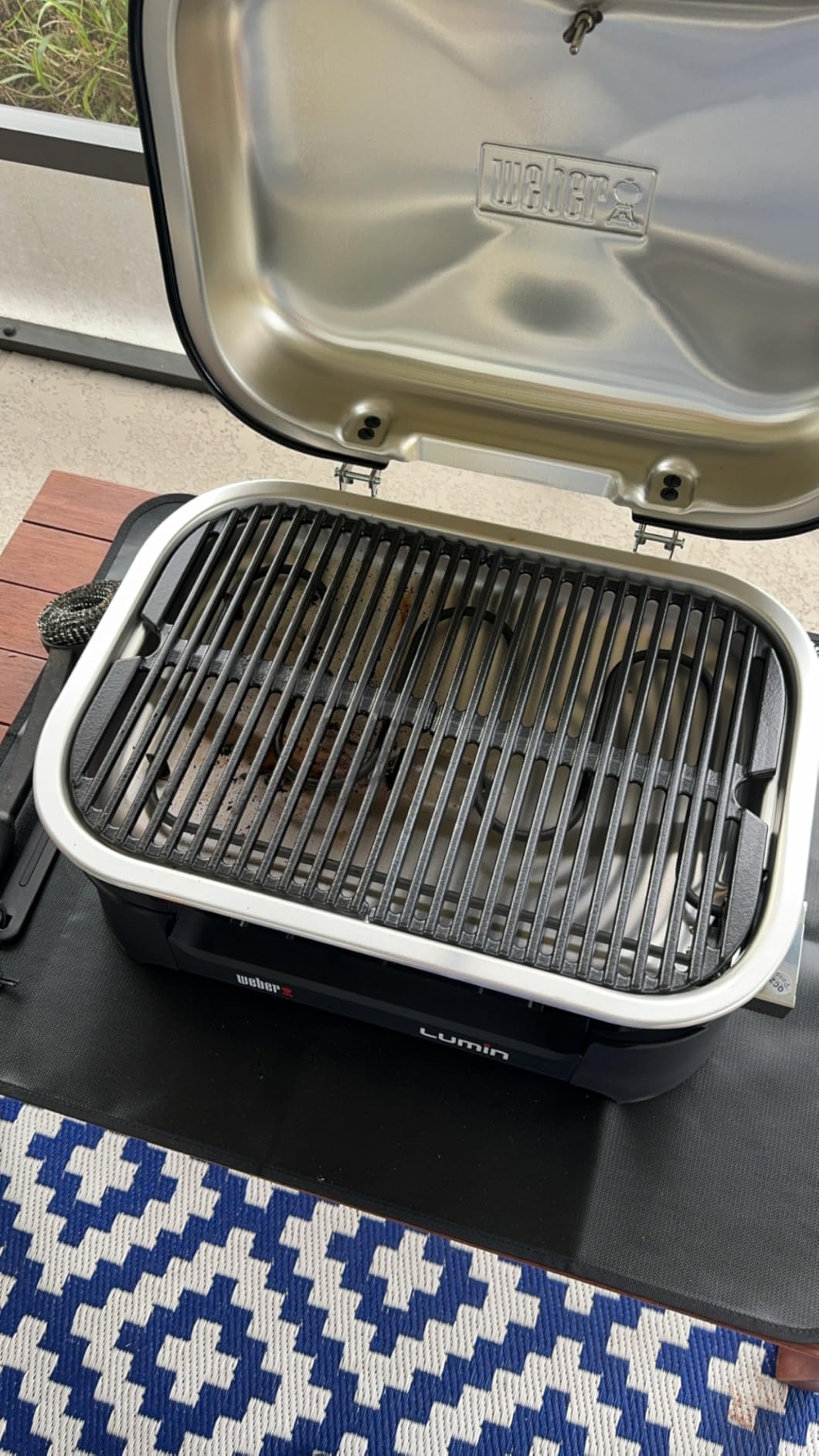 Weber Lumin Portable Grill, Outdoor Electric Grill, BBQ Grill, Black customer photo 1