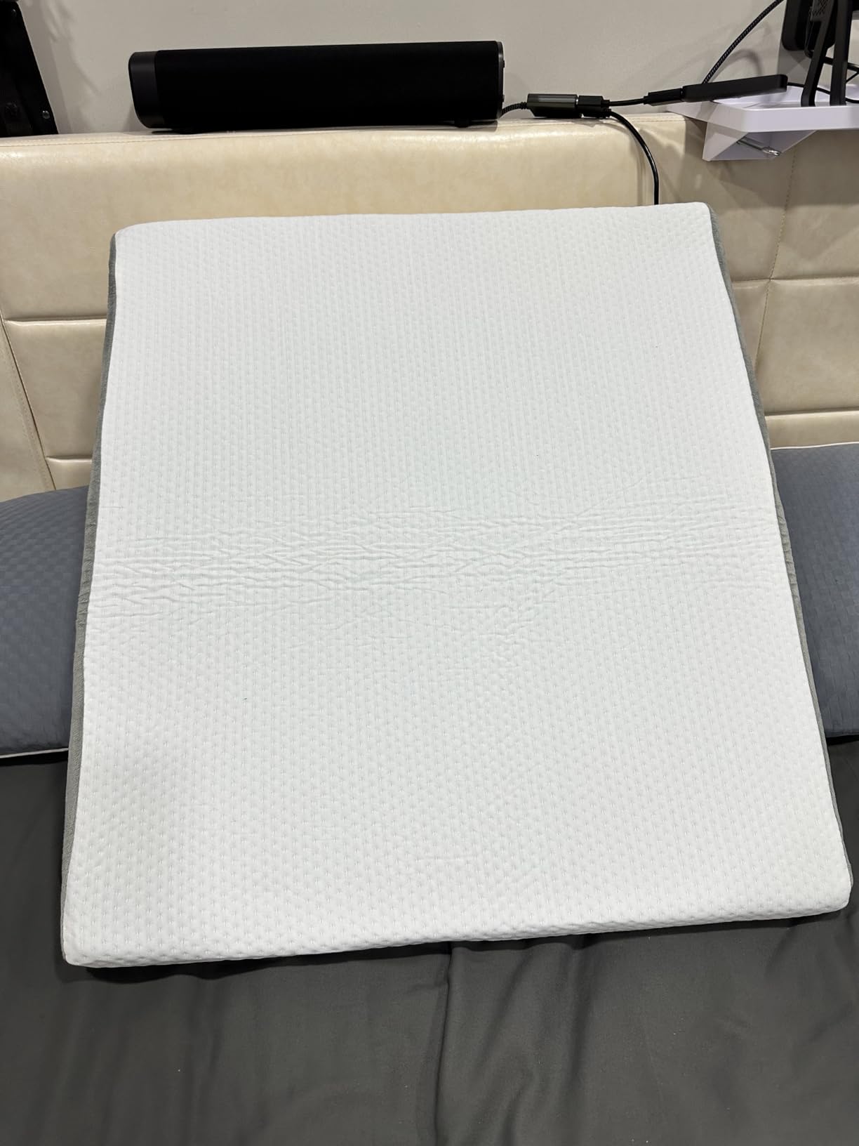 Sasttie Wedge Pillow 24x24x12 inch, Memory Foam Bed Wedge, Cool Grey | Triangle Pillow for Sleeping, Acid Reflux, Back Pain, Post-Surgery, and Snoring, Designed with Removable Washable Cover customer photo 2
