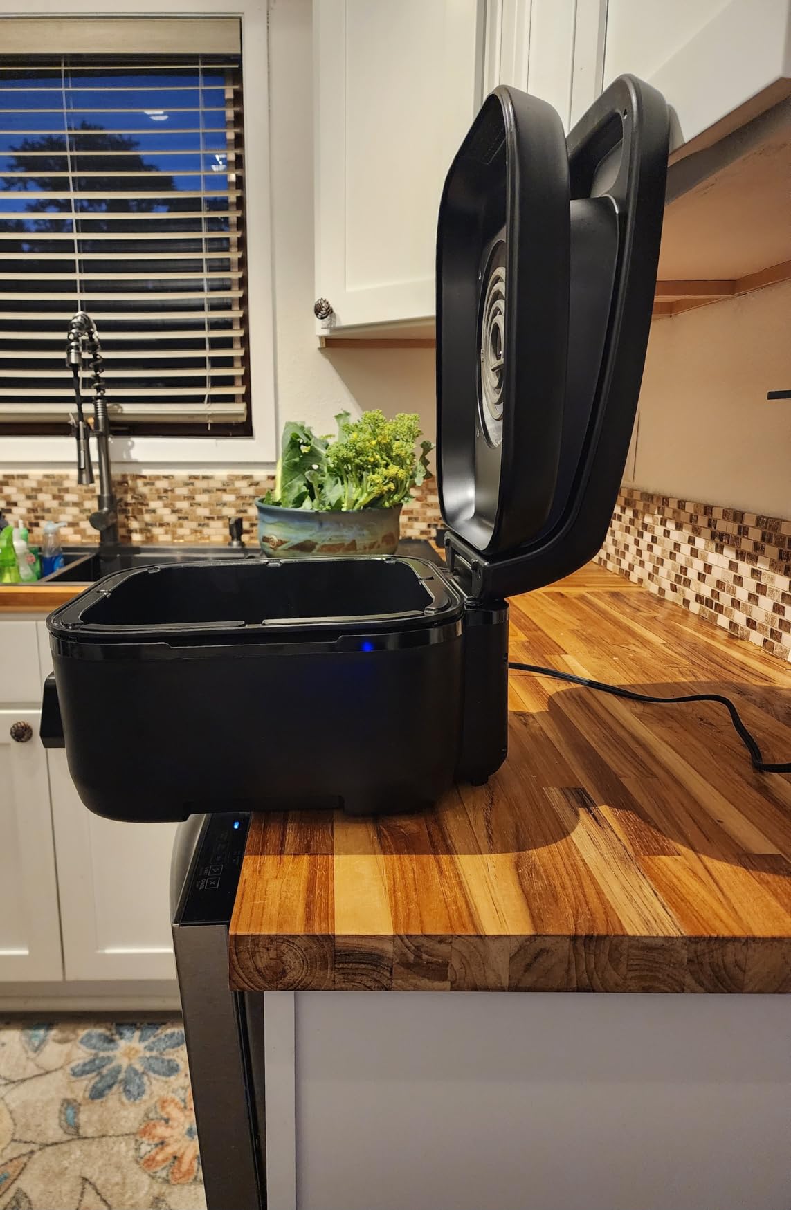 George Foreman Beyond Grill 7-in-1 Electric Indoor Grill with Air Fry Technology, MCAFD800D, Large customer photo 1