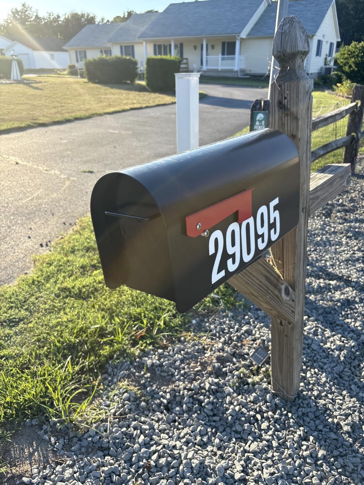 Architectural MAILBOXES Ironside Large Capacity Galvanized Steel black, Post-Mount Mailbox, MB801BAM, Metal, Black customer photo 1