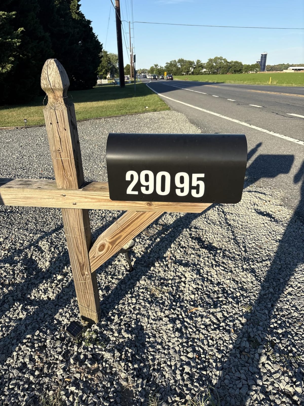 Architectural MAILBOXES Ironside Large Capacity Galvanized Steel black, Post-Mount Mailbox, MB801BAM, Metal, Black customer photo 2