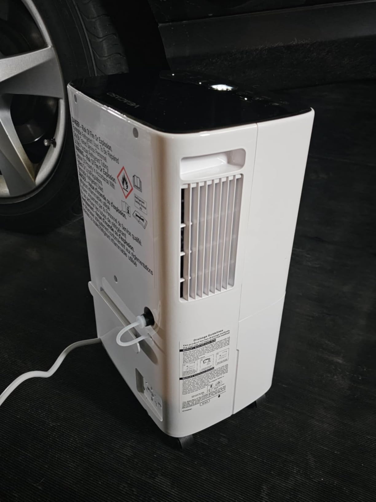 VEAGASO 34 Pint/D, 2500 Sq.Ft Dehumidifier for Basement with Drain Hose | Dehumidifiers for Home, Bathroom, Bedroom - 3 Modes, 24H Time, 40dB, 0.53 Gallon Water Tank customer photo 2