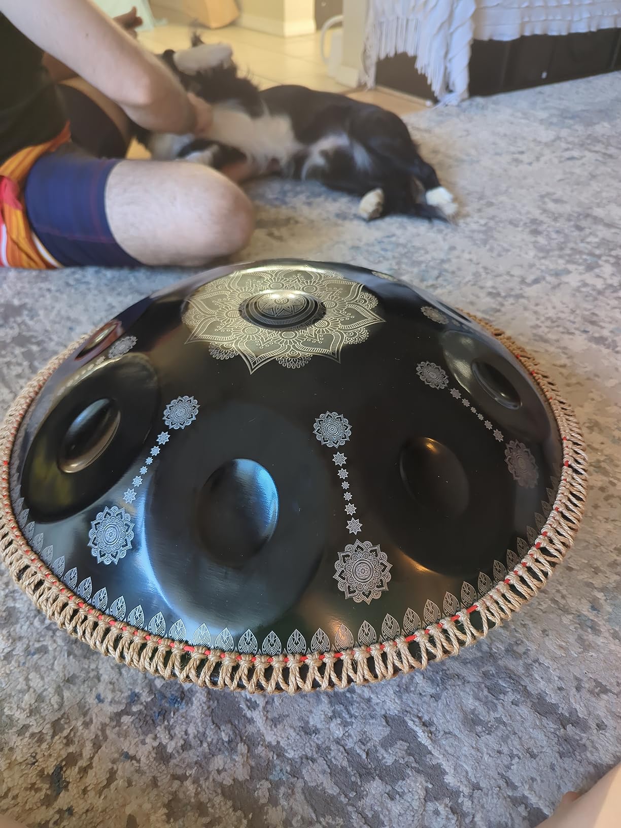 22 Inches 10 Notes D Minor 432HZ Adult's Steel Handpan Drum Instrument, Black customer photo 2