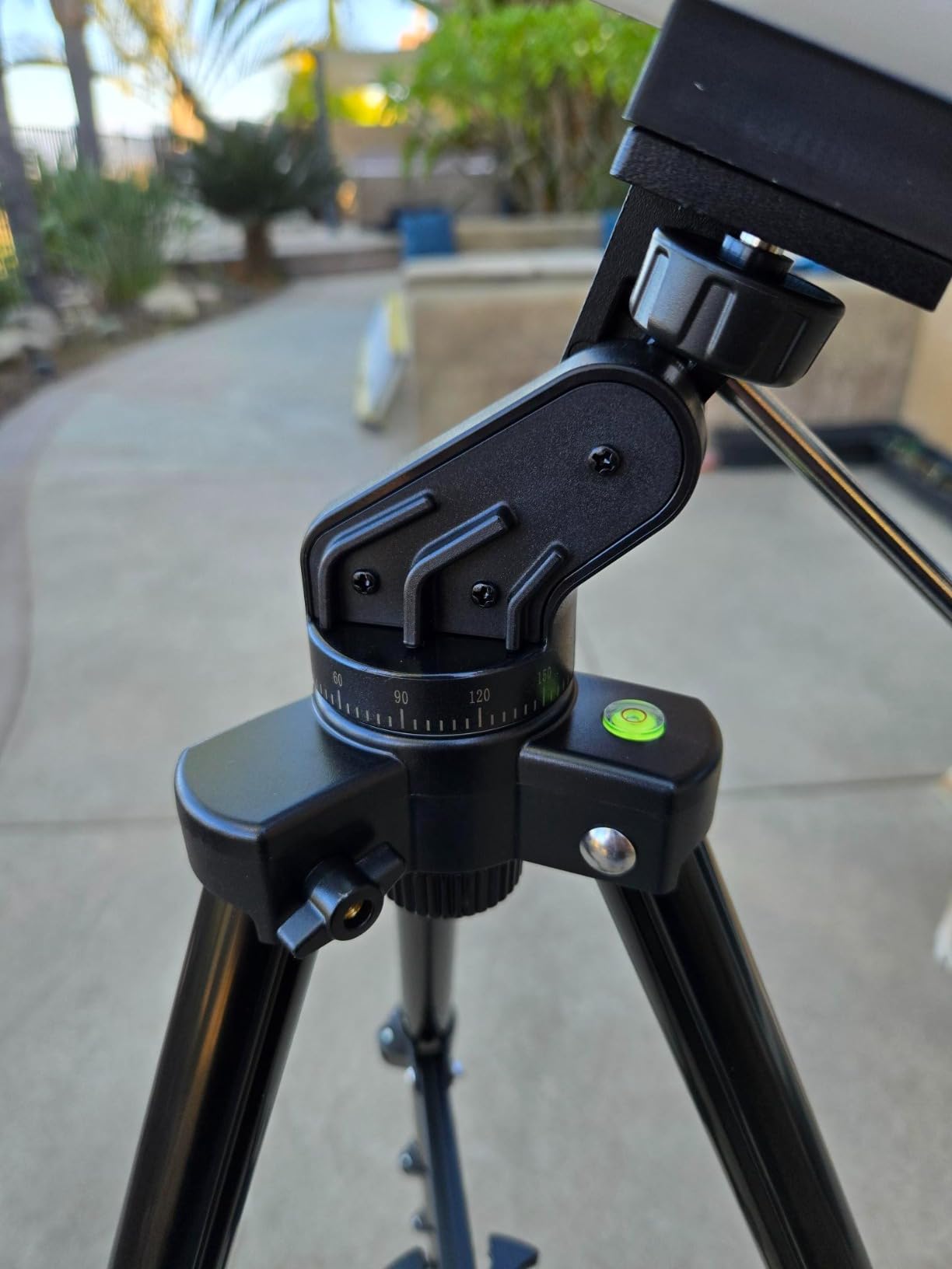 Celticbird Telescope for Adults High Powered, 80mm Aperture 600mm AZ Mount Refractor Telescope for Kids Beginners - Portable Telescopes for Adults Astronomy with Backpack, Phone Adapter, Moon Filter customer photo 1
