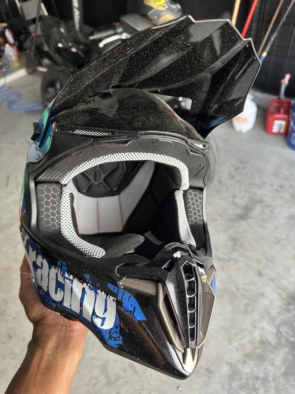 OUMURS Adult ATV Dirt Bike Helmet with Goggles Gloves & Mask Quick Release Buckle Adjustable Sun Visor Motorcycle Adult Helmet Off-Road Motocross Downhill Moped MX for Unisex-Adult customer photo 2