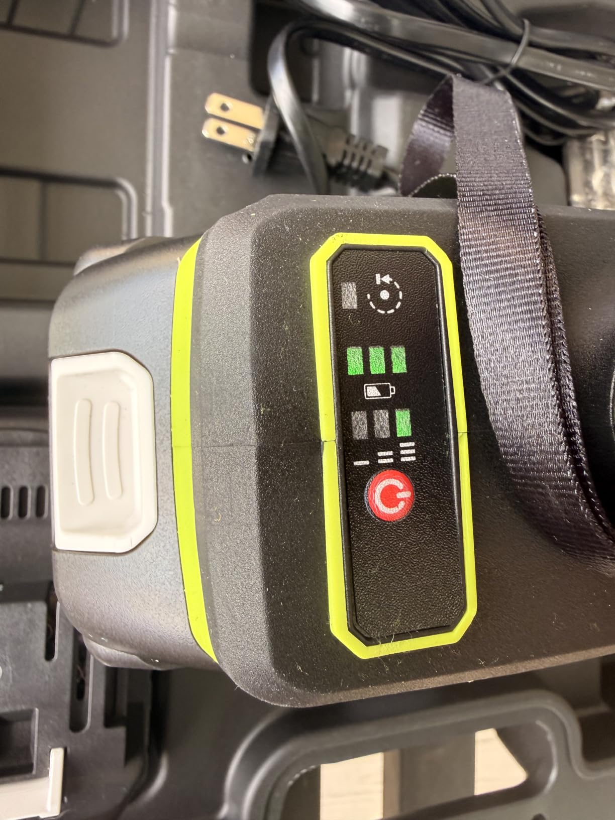 Robustrue Cordless Impact Wrench, 590Ft-lbs (800N.m) Brushless 1/2 inch, 2800RPM High Torque Impact Gun, 2x 4.0Ah Battery, Charger, 4 Sockets, Electric Impact Wrench for Car Home customer photo 2