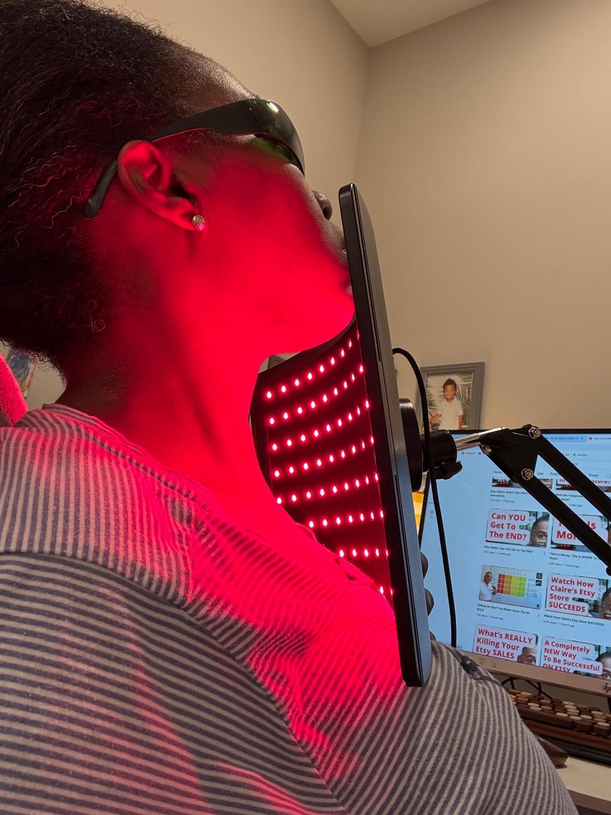 Red Light Therapy for Face and Body, Red Infrared Light Therapy Lamp with Stand Led 660nm Red Light-Therapy & 850nm Infrared Light Device for Body customer photo 2