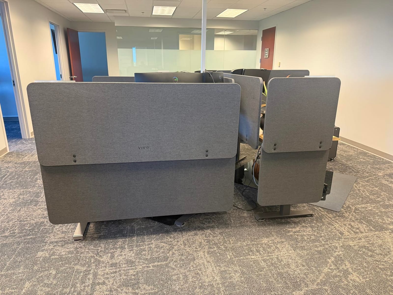 VIVO Gray Clamp-on 71 x 24 in Privacy Panel, PP-2-V072G | Sound Absorbing PET Partition, Above or Below Desk Office Divider, Fits 0.4-1.4 in Thick Desktops, 2 Pack, 35 x 24 in (x2) customer photo 1