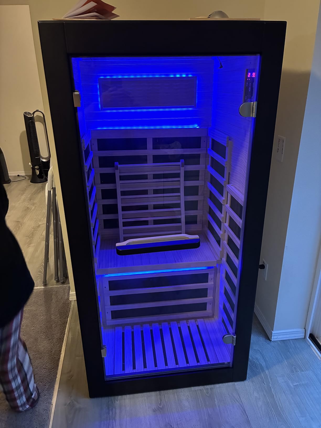 OUTEXER Far Infrared Sauna Home Sauna Spa Room Low-EMF Wood 1200W 120V | Indoor Saunas with 7 color light Tempered Glass Door, Room:35.2*27.6*61.6Inch customer photo 1
