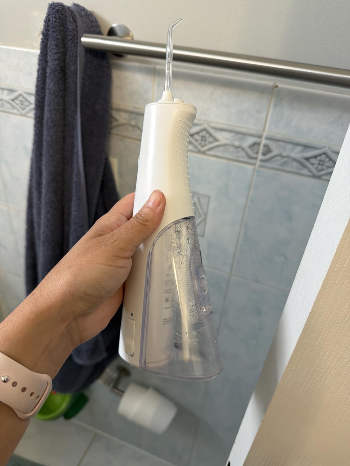 Waterpik Cordless Pulse 3100 Portable Water Flosser, Rechargeable, White | 2 Settings, 1 Precision Tip & 1 Tongue Cleaner Tip for Fresh Breath, Travel, Shower Use, ADA Accepted, WF-20 Amazon Exclusive customer photo 1