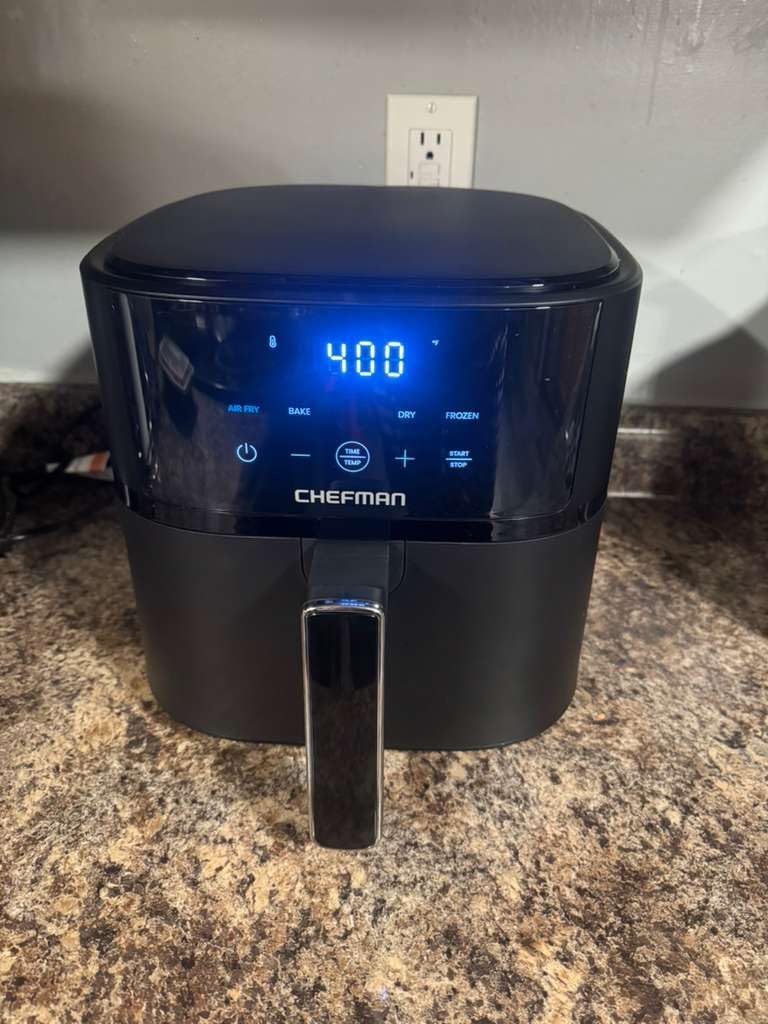 Chefman Air Fryer - 6 QT Compact Airfryer, Hi-Fry Technology, Touchscreen Controls with 4 Presets, Nonstick & Dishwasher Safe Basket - Black customer photo 1