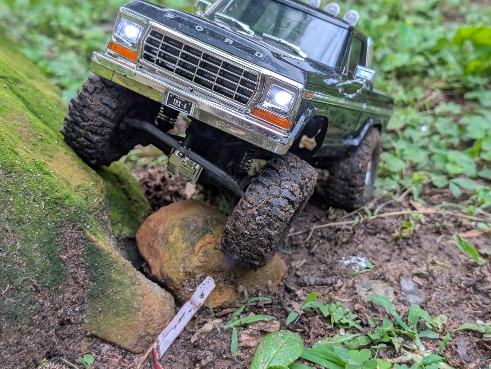 Traxxas 1/18 TRX-4M F-150 High Trail Crawler Truck customer photo 2