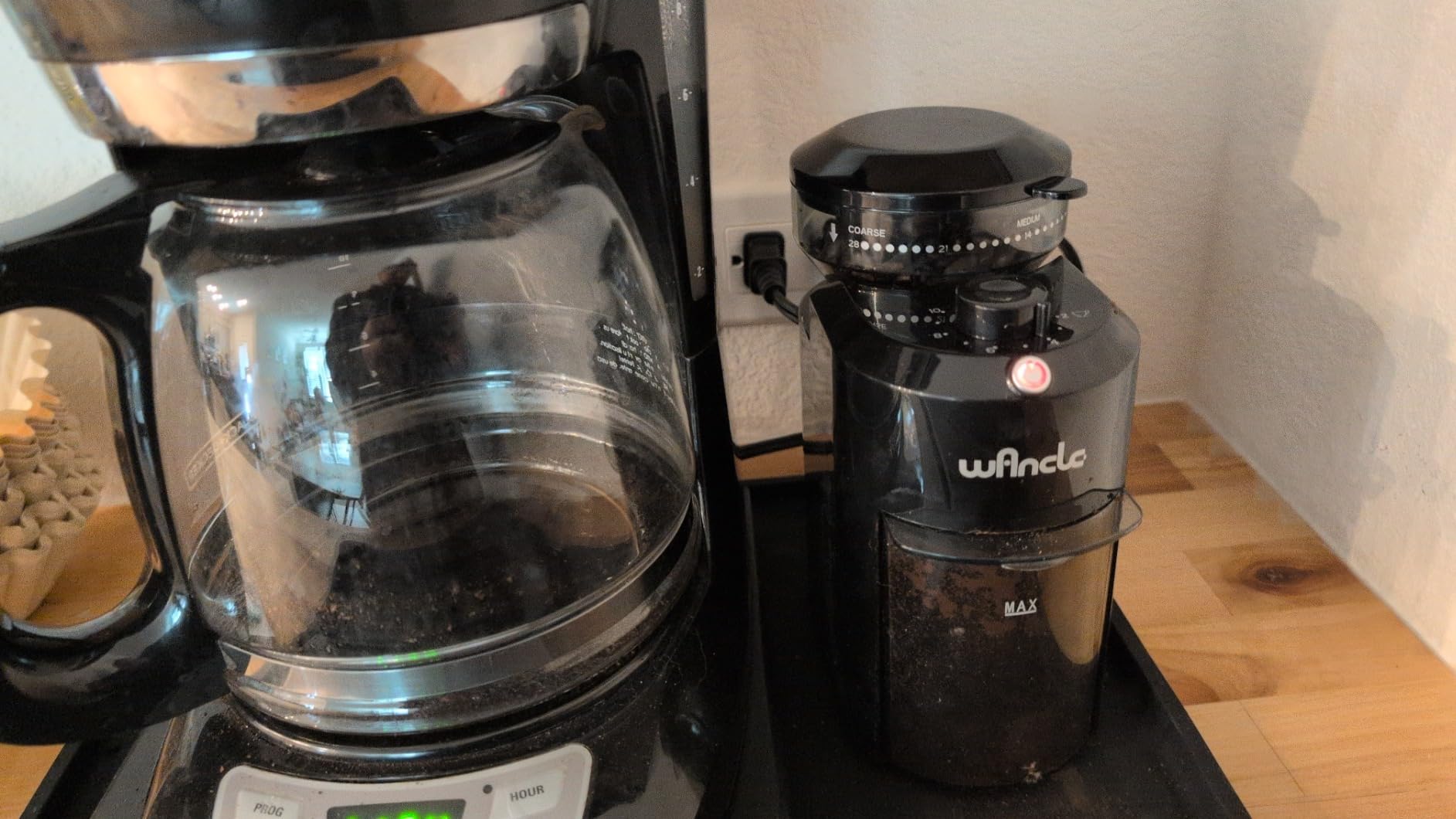 Wancle Electric Burr Coffee Grinder - Adjustable with 28 Precise Grind Settings for 12 Cups customer photo 1