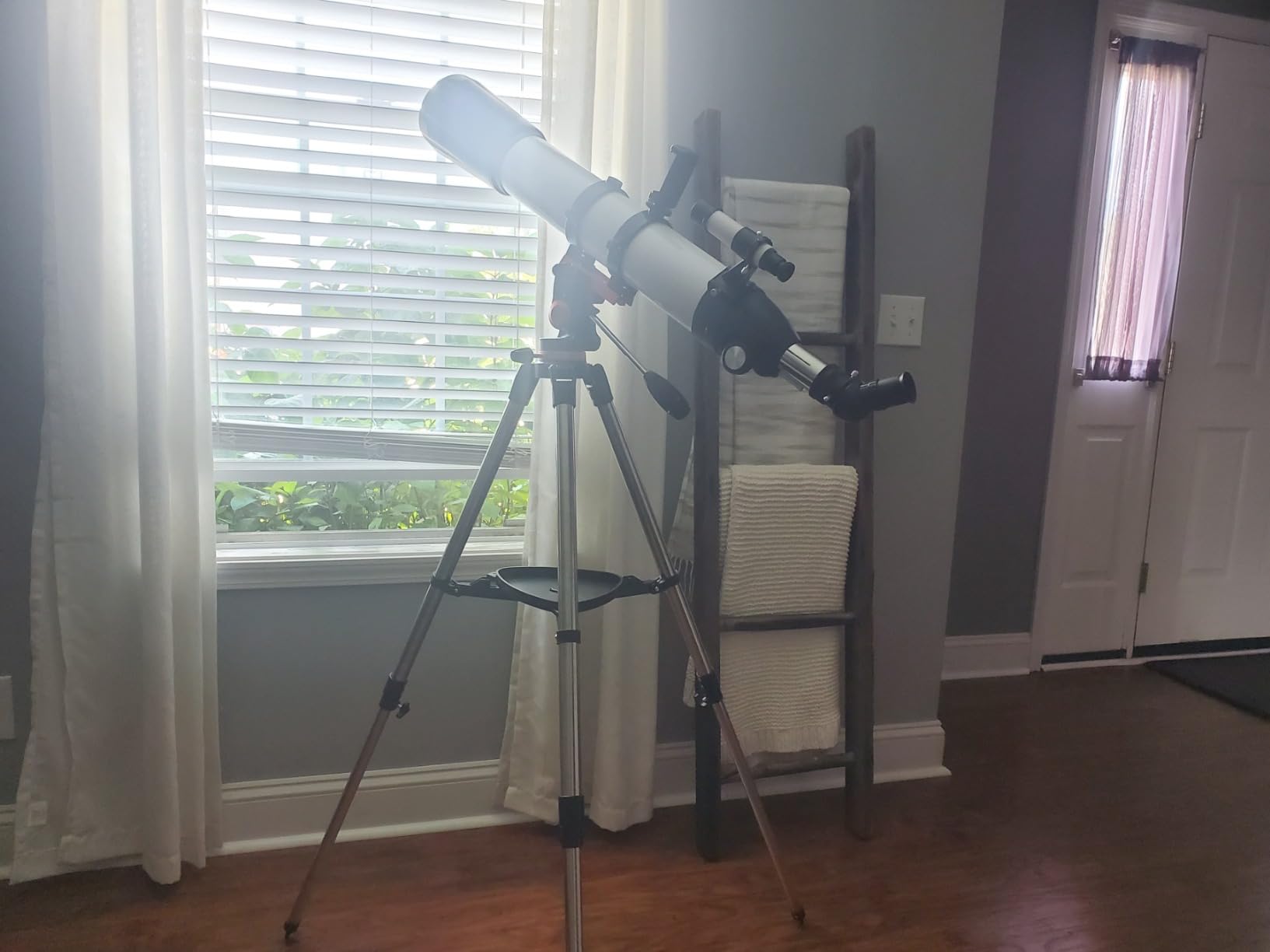 Dianfan Telescope for Adults High Powered, 90mm 800mm Astronomy Refractor | Portable Professional Telescope for Adults & Beginners, Fully Multi-Coated, Stainless Steel Tripod, Phone Adapter & Carry Bag customer photo 2
