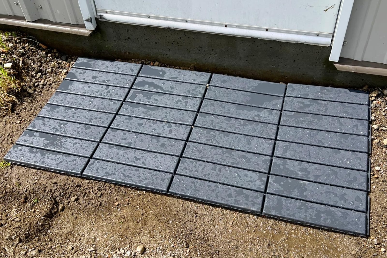 ToLanbbt Plastic Interlocking Deck Tiles 9 Pack 12