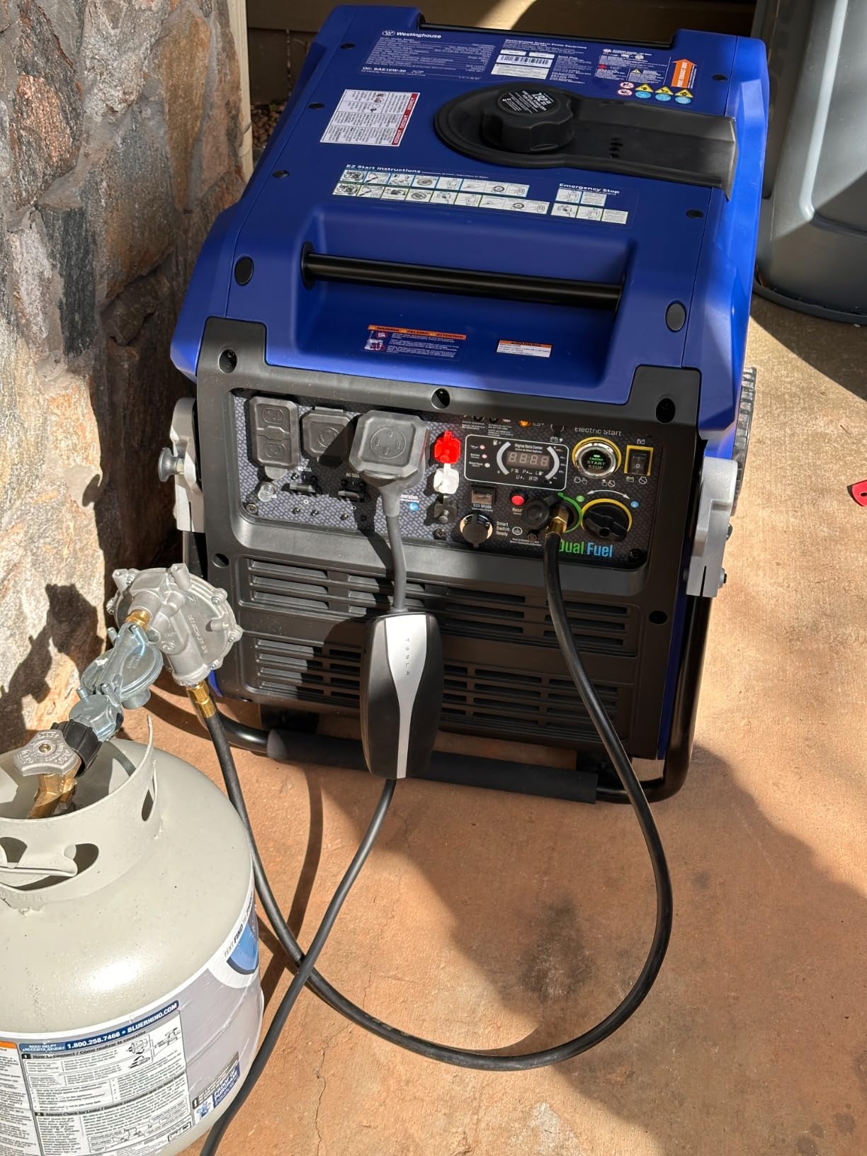 Westinghouse 12000 Peak Watt Dual Fuel Portable Inverter Generator, Remote Electric Start, Transfer Switch Ready, Gas and Propane Powered, Low THD - Safe for Electronics, Parallel Capable, CO Sensor customer photo 1