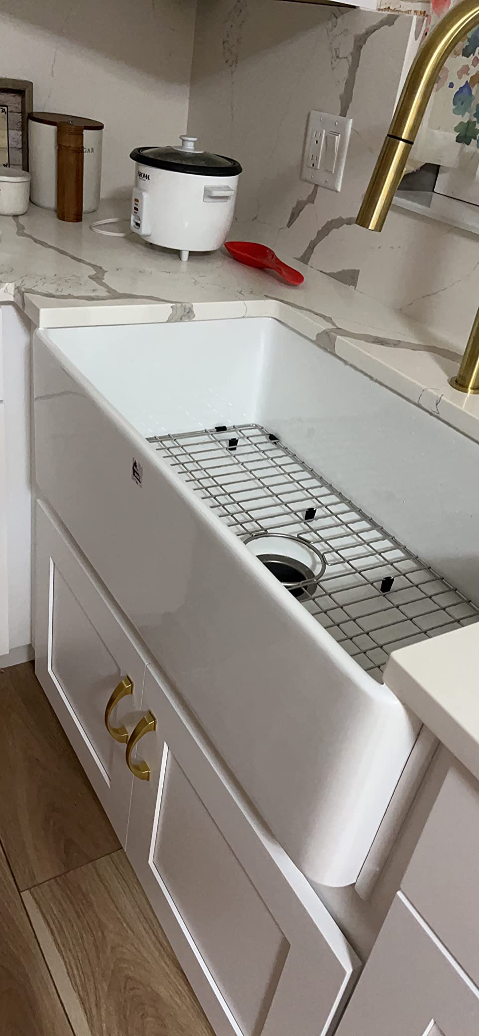 GETPRO White Farmhouse Kitchen Sink 30 inch Fireclay Apron Front Farm Sink - Single Bowl Reversible Farmer House Style customer photo 2