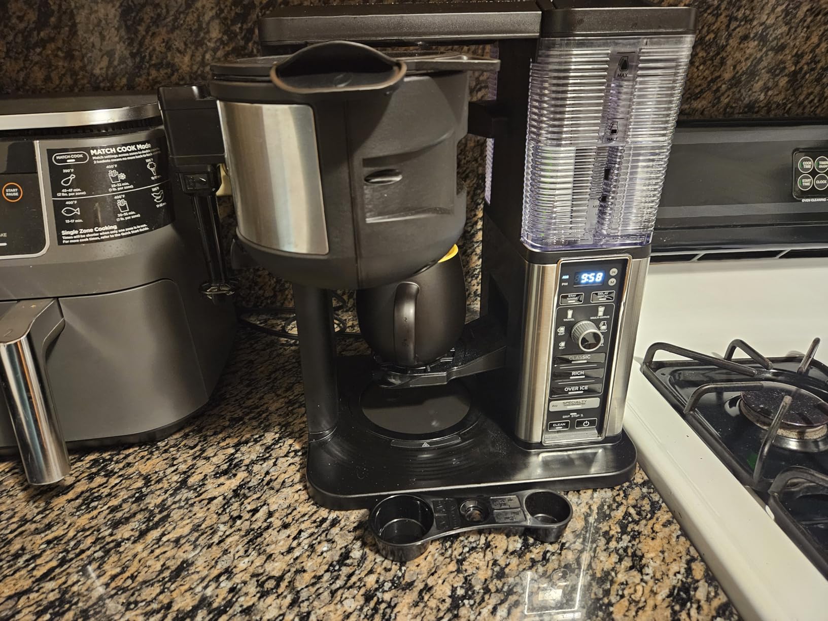 Ninja Hot & Iced XL Coffee Maker with Rapid Cold Brew, Black, CM371 | 4 Brew Styles, 8 Sizes Small Cup to Travel Mug, Single-Serve Coffee Brewer, 12-Cup Carafe, Removable Reservoir customer photo 1