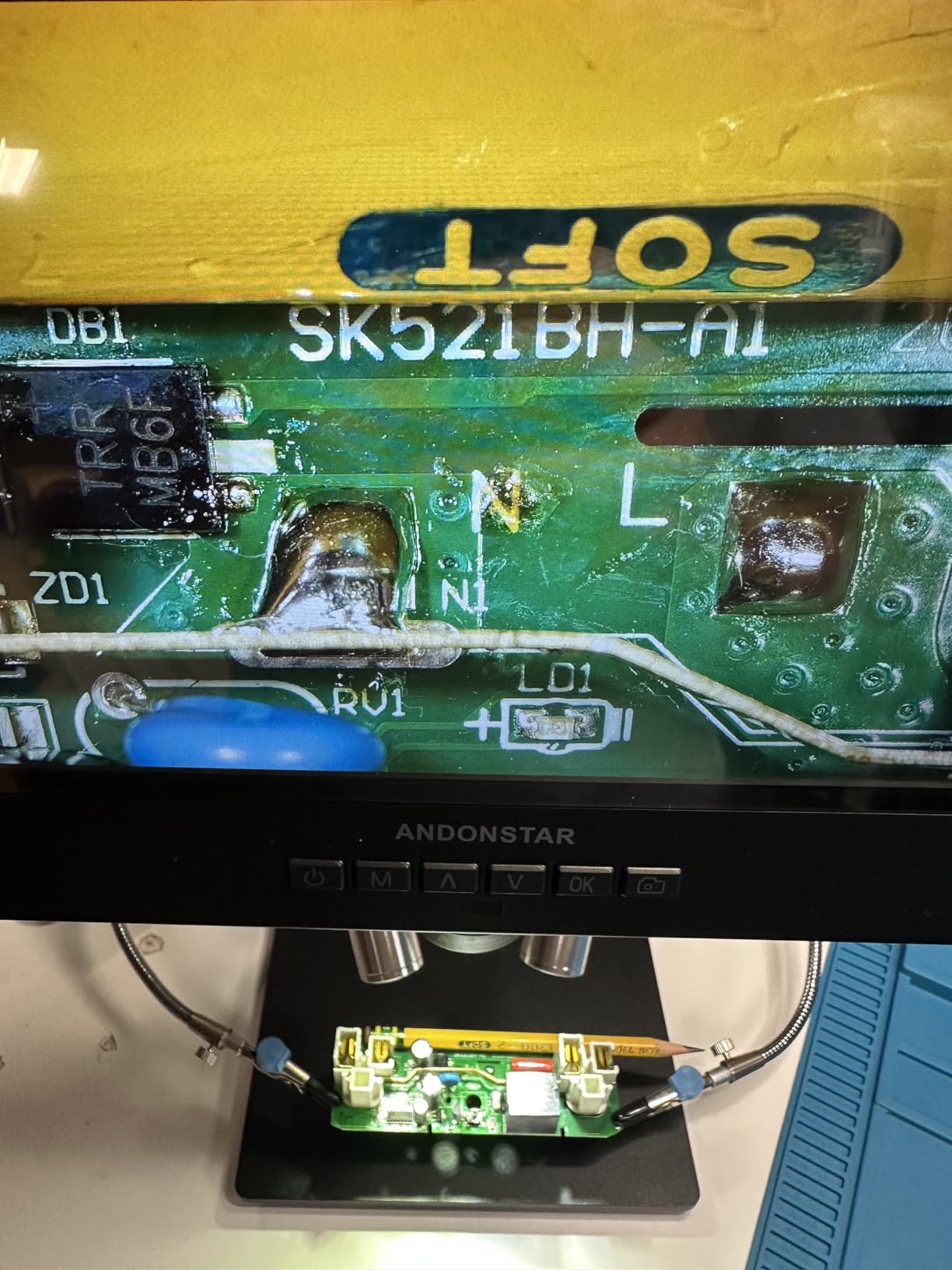 Andonstar AD249S-M Plus 3 Lens 2160P 10.1'' HDMI Digital Microscope 2000x | Soldering Microscope for Electronics Repair, Soldering Station with Helping Hands, Tool Holder, Anti-Static Mat, 32GB Card customer photo 1