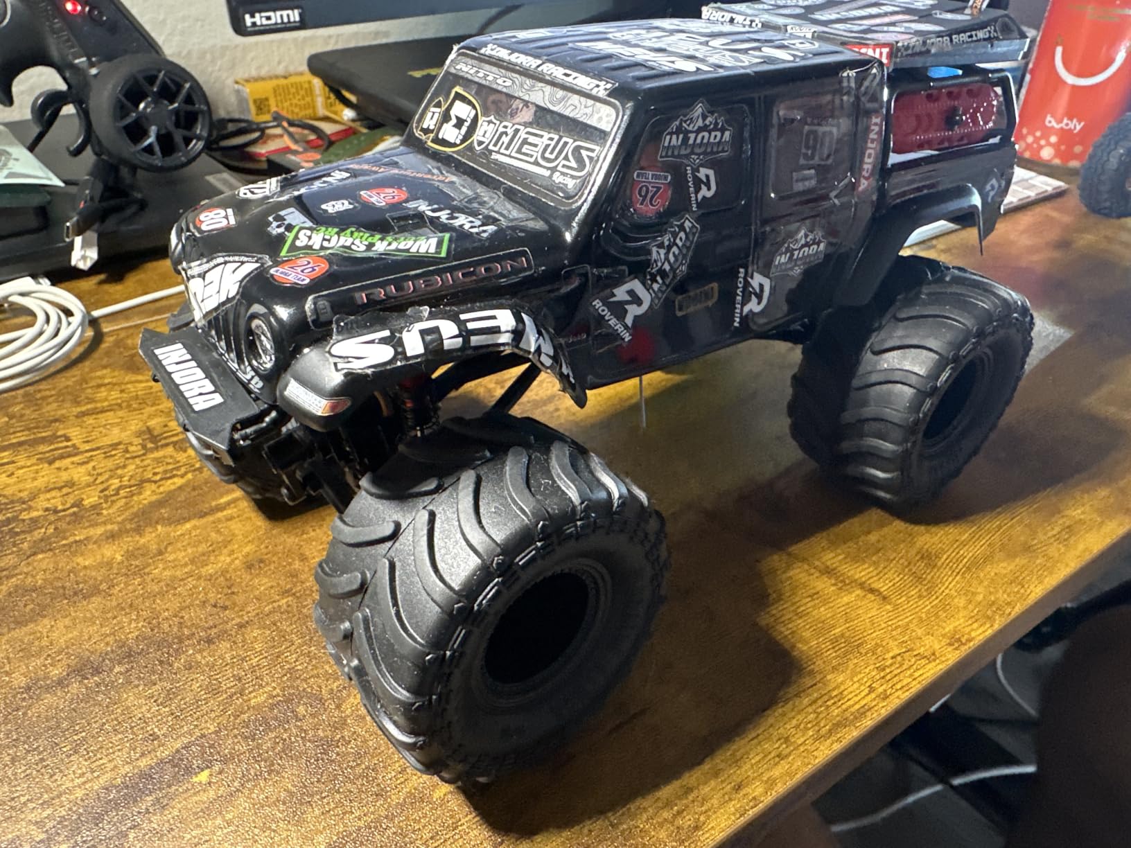 Axial SCX24 Jeep Gladiator RC Truck 4WD Rock Crawler Green AXI00005V2T3 | Brushed, RTR Ready-To-Run, Nothing Needed to Complete customer photo 1
