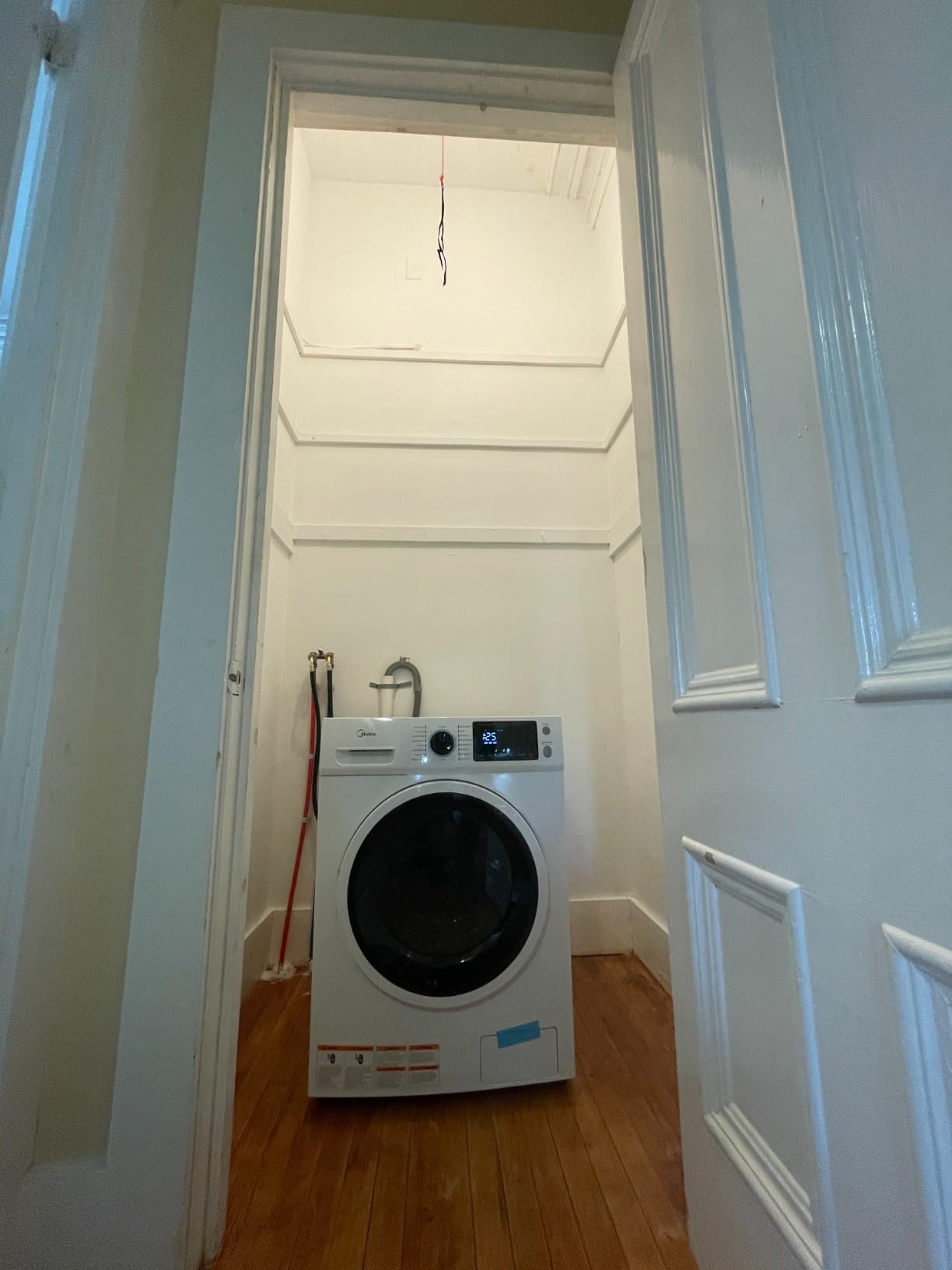 Midea Washer Dryer Combo 2.7 Cu.ft 24
