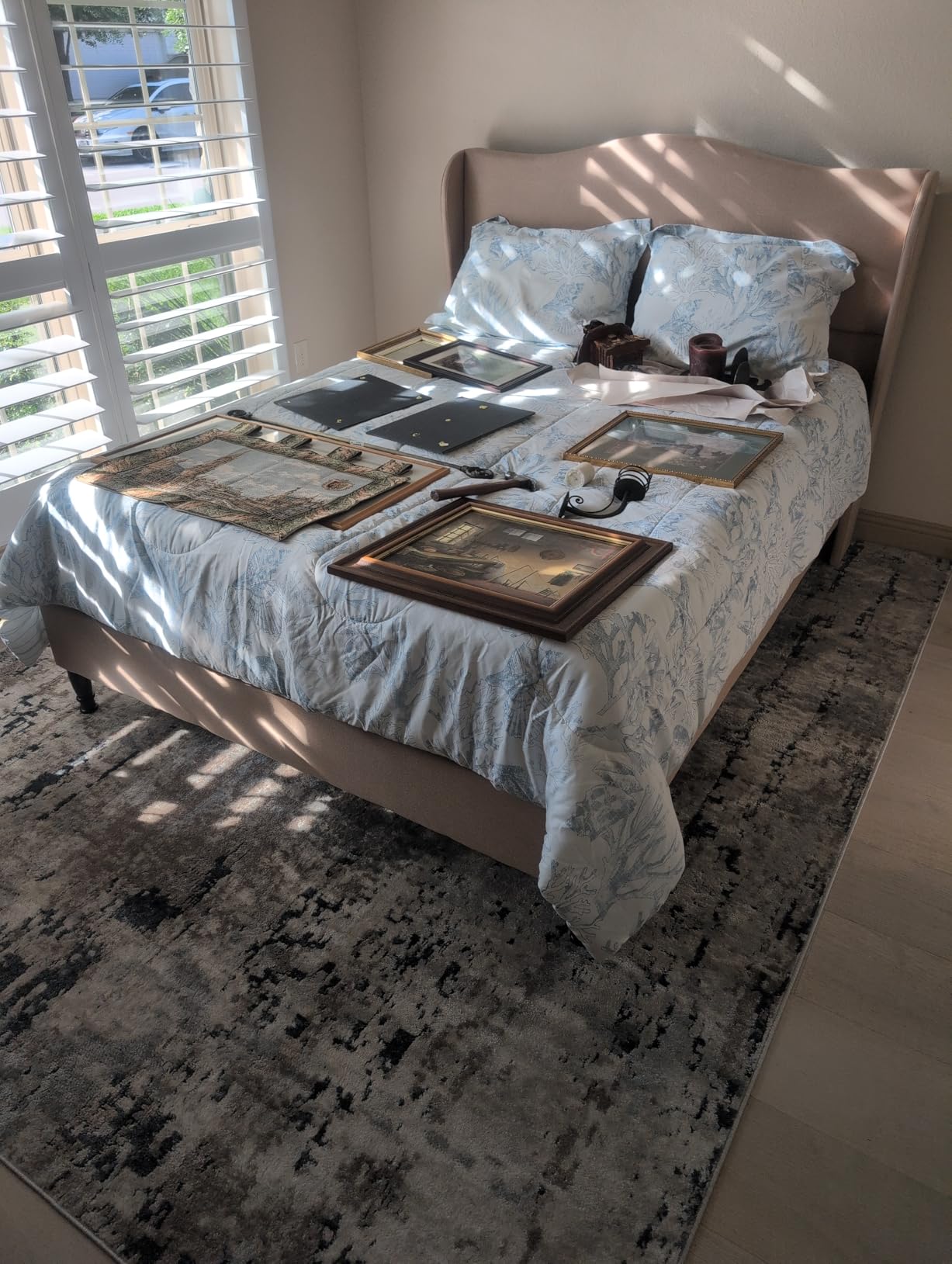 koorlian King Size Bed Frame Upholstered Platform Bed with 51