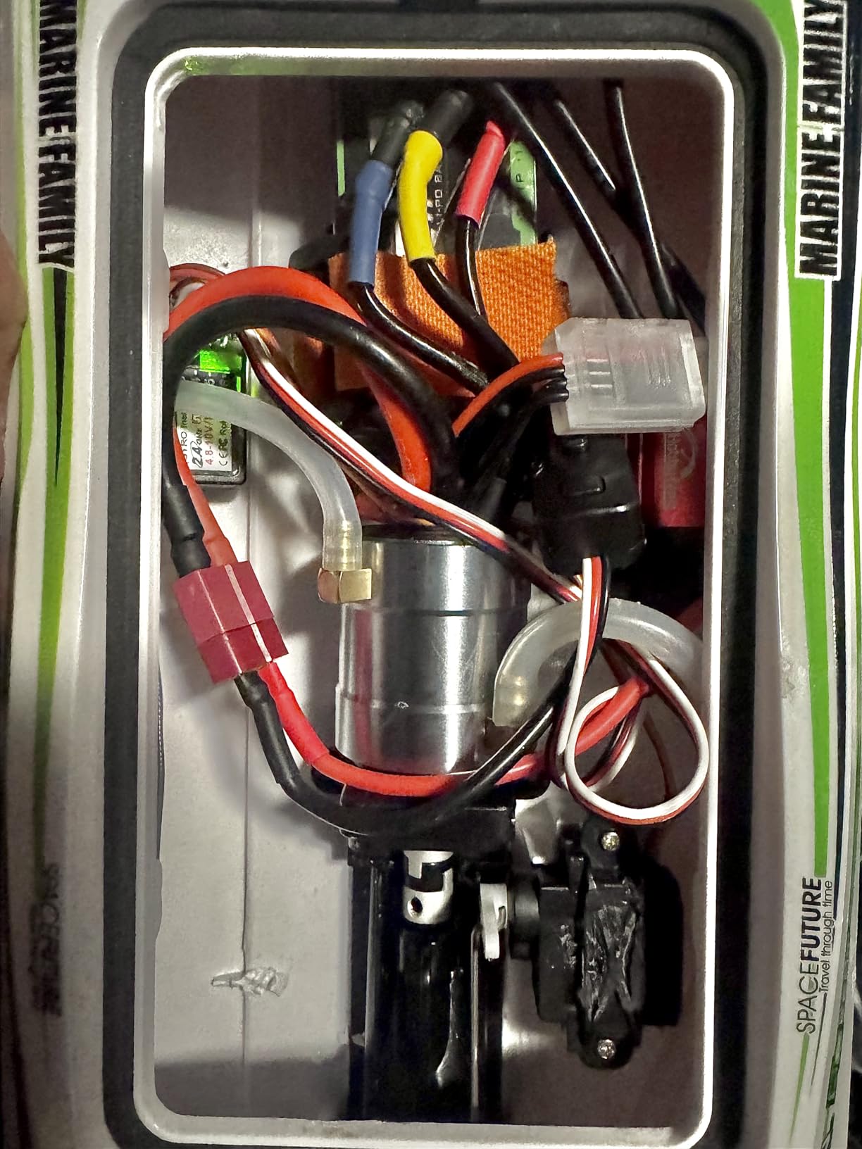 GoolRC Remote Control Boat 2.4GHz High Speed 30km/h Brushless Turbojet Speedboat with Waterproof Cooling, 2 Battery customer photo 1
