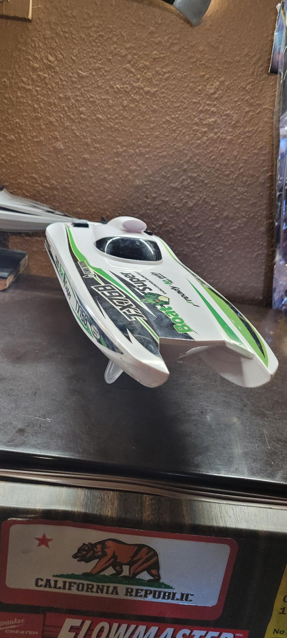 GoolRC Remote Control Boat 2.4GHz High Speed 30km/h Brushless Turbojet Speedboat with Waterproof Cooling, 2 Battery customer photo 2