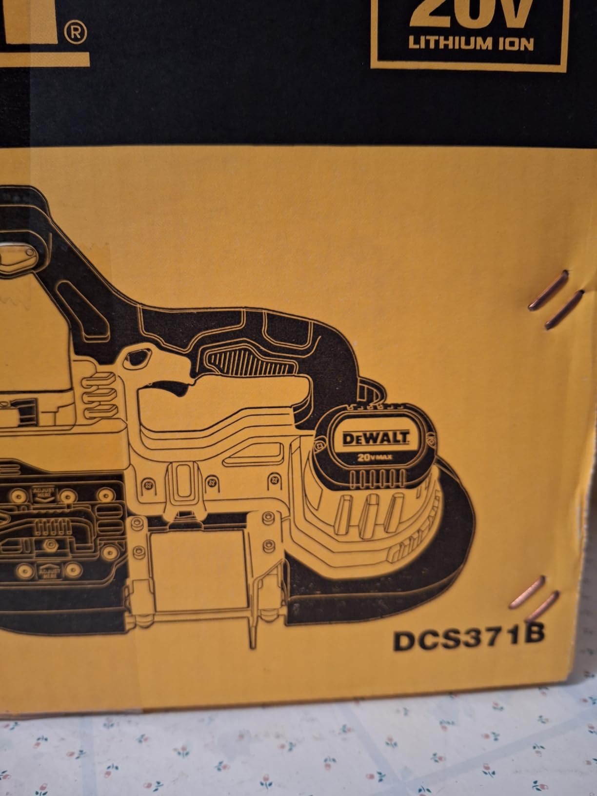 DEWALT 20V MAX XR Bandsaw, Brushless Motor, Portable and Cordless, 3-3/8 Inch Cut Capacity customer photo 1