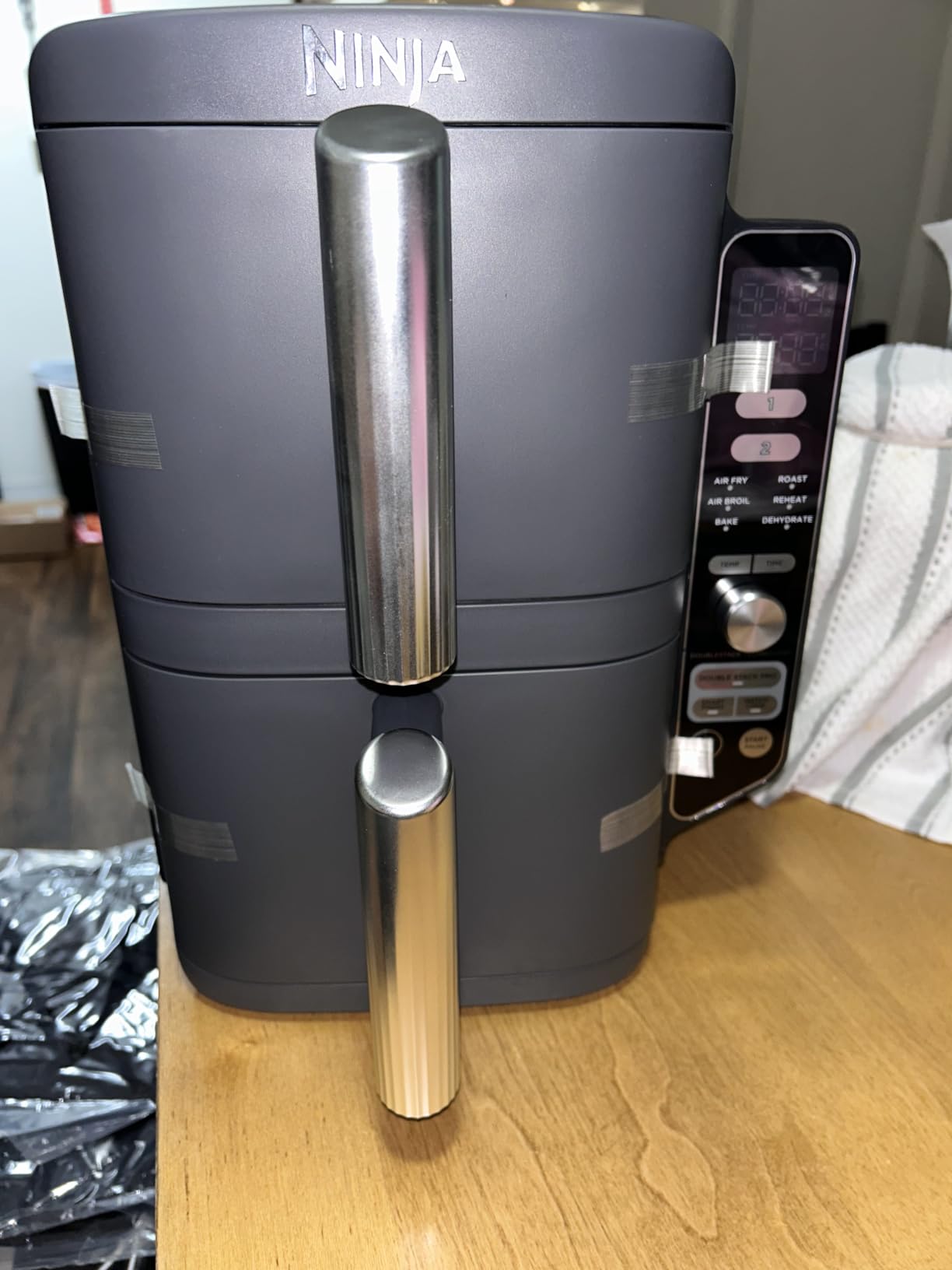 Ninja Air Fryer DoubleStack XL, 10 Qt, 6-in-1, Deep Grey, SL401 customer photo 2