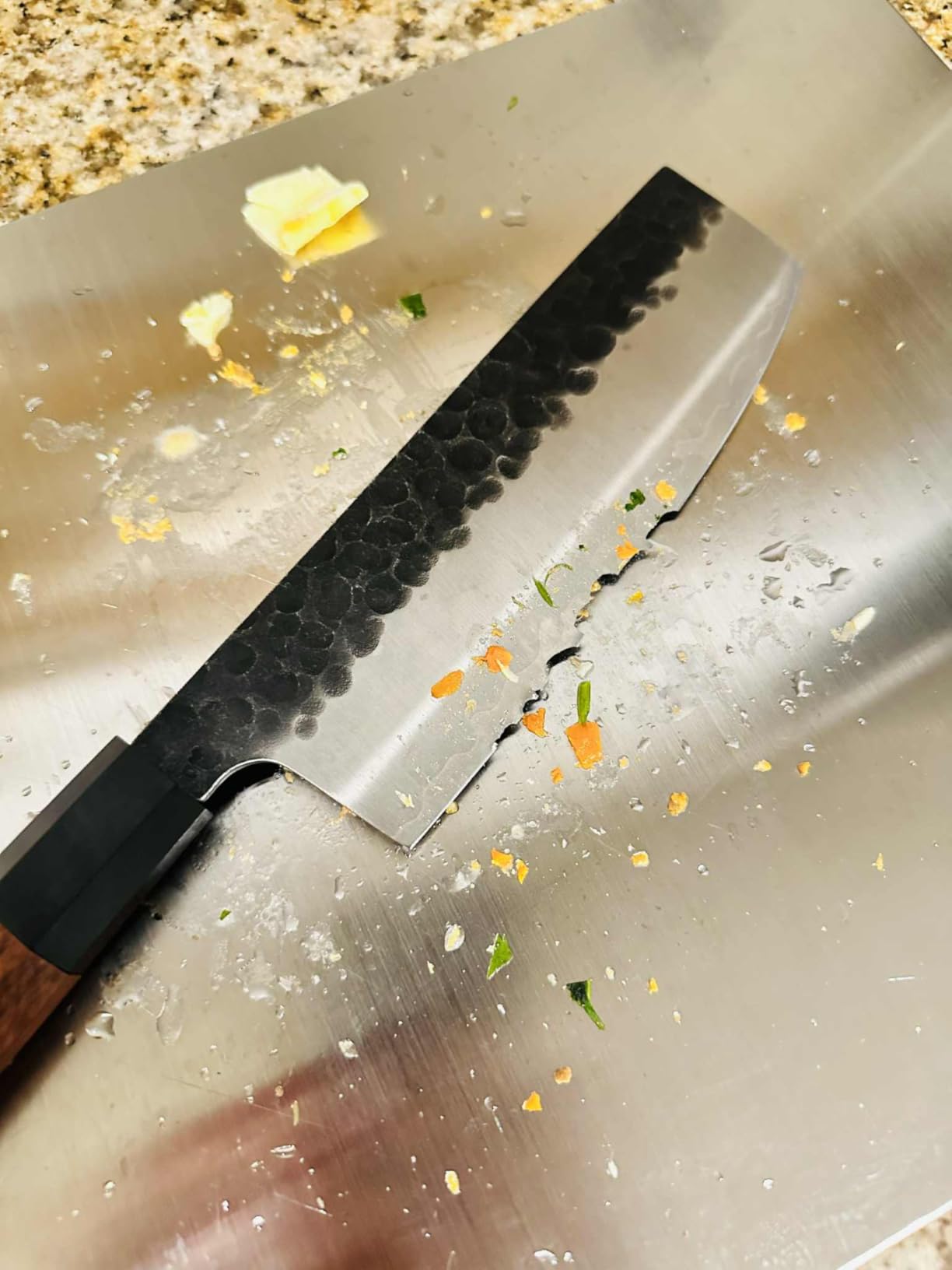 MITSUMOTO SAKARI 4-Piece Japanese Chef Knife Set, San-Mai 9Cr18MoV, Gyuto Santoku Nakiri Paring, Deep-Cryo Heat Treatment, Tsuchime Food Release, Rosewood Handles, Sandalwood Box customer photo 2