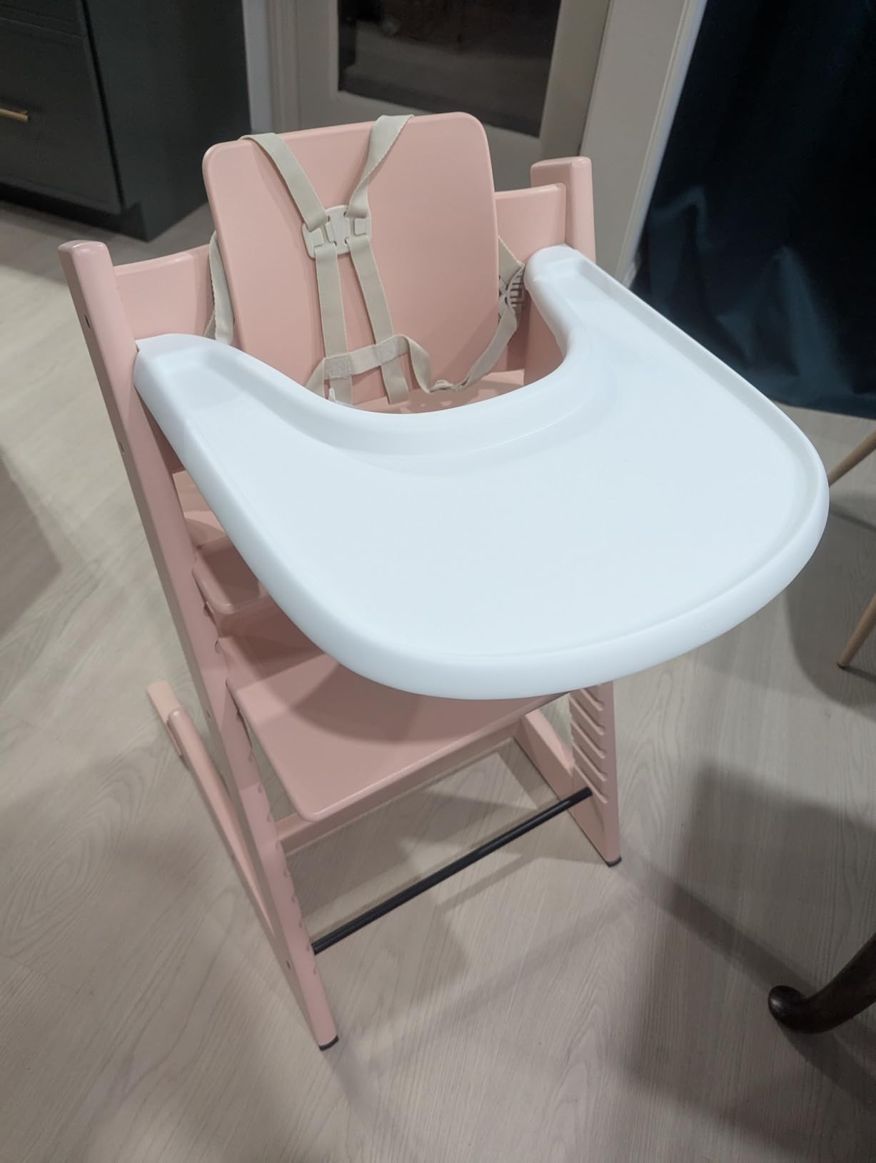 Stokke Tripp Trapp High Chair + Baby Set + Harness, Natural | Includes Chair, Baby Set, Removable Harness for Children 6-36 Months, Adjustable, Ergonomic & Easy to Clean customer photo 1