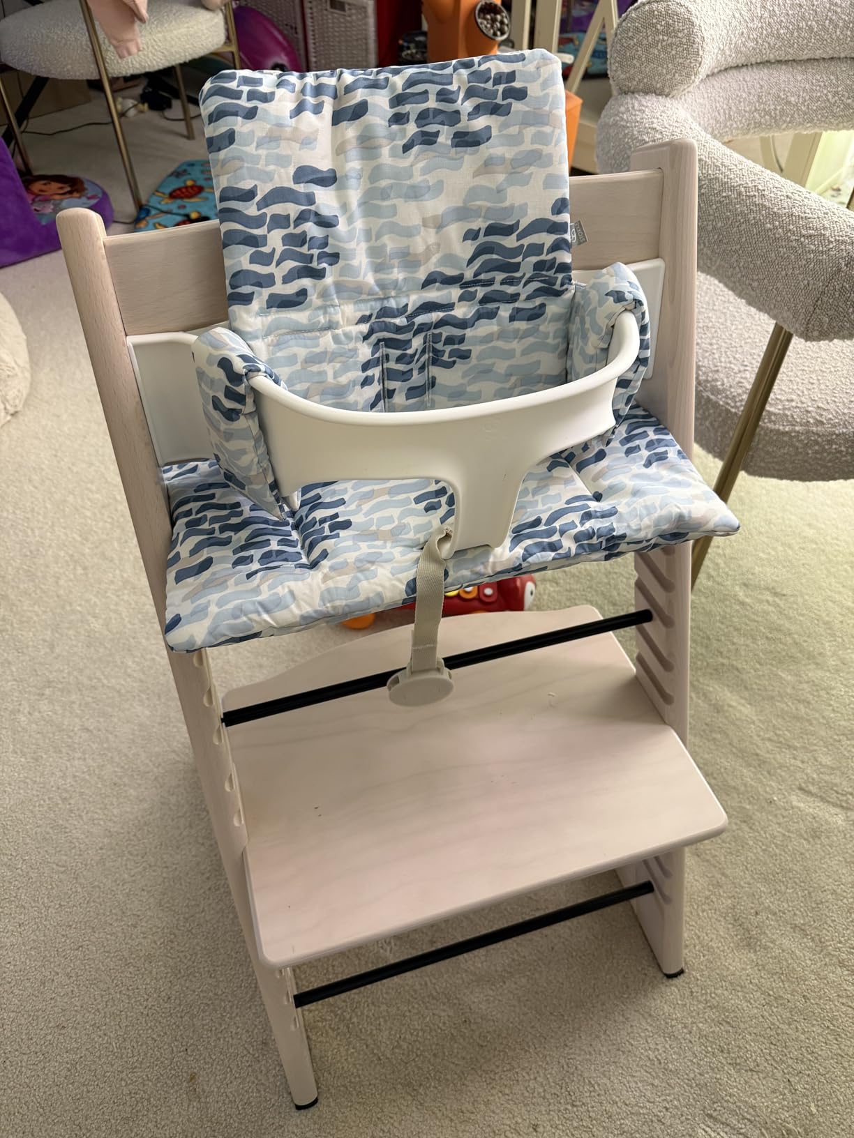 Stokke Tripp Trapp High Chair + Baby Set + Harness, Natural | Includes Chair, Baby Set, Removable Harness for Children 6-36 Months, Adjustable, Ergonomic & Easy to Clean customer photo 2