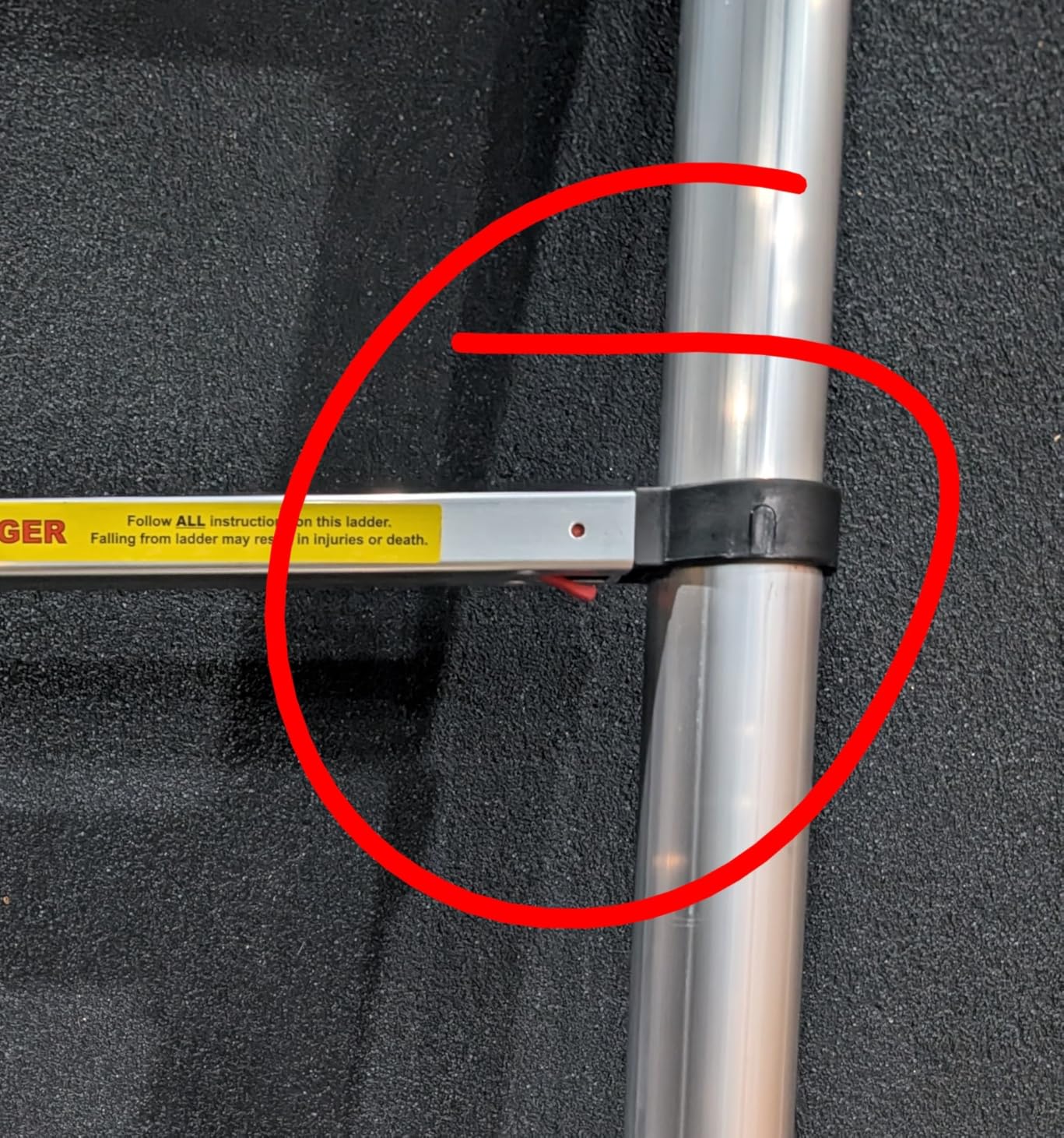 VEVOR Telescoping Ladder 10.5 FT Aluminum Extension Step Multi-Purpose customer photo 2