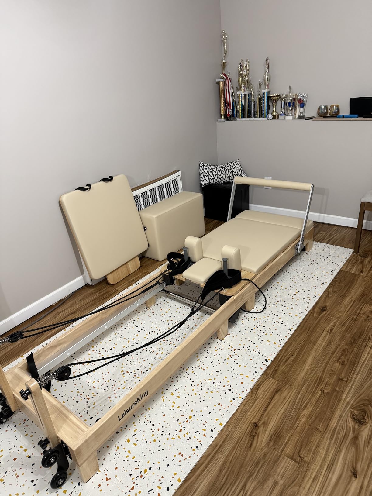 LeisureKing Pilates Reformer Machine, Quick-Assembly Studio Grade Pilates Equipment for Gym and Home, Oak Wood Pilates Reformer with Reformer Accessories customer photo 1